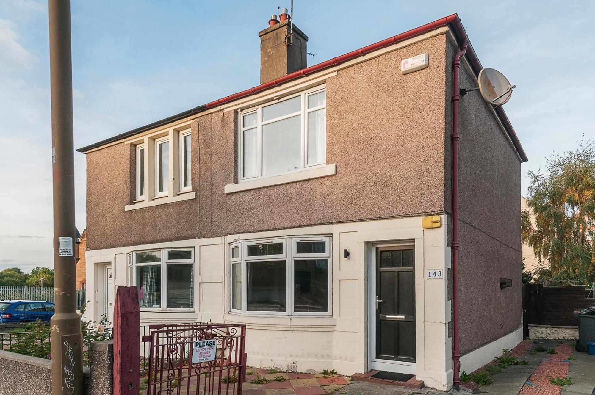 2 Bed Property, Sleeps 5, Free Parking, Near Centre * EDI