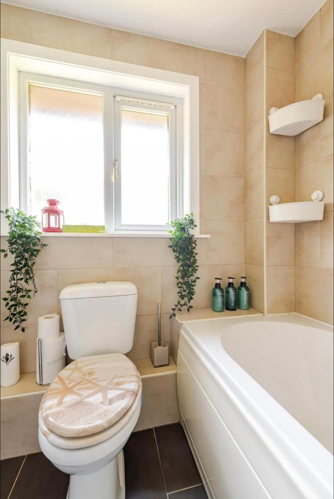 Little France House Room2 * EDI