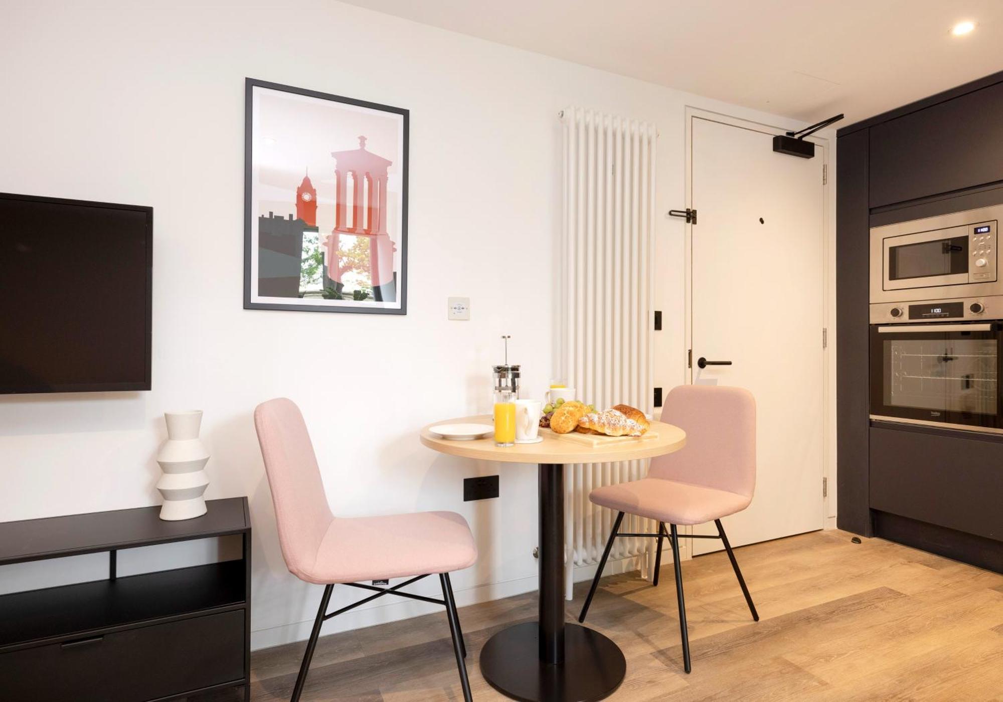 Apartment Charming Near Holyrood Park & Calton Hill *