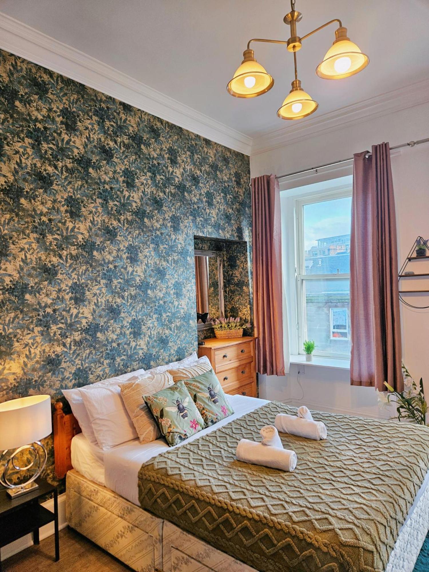 No15 Castle View Homestay *