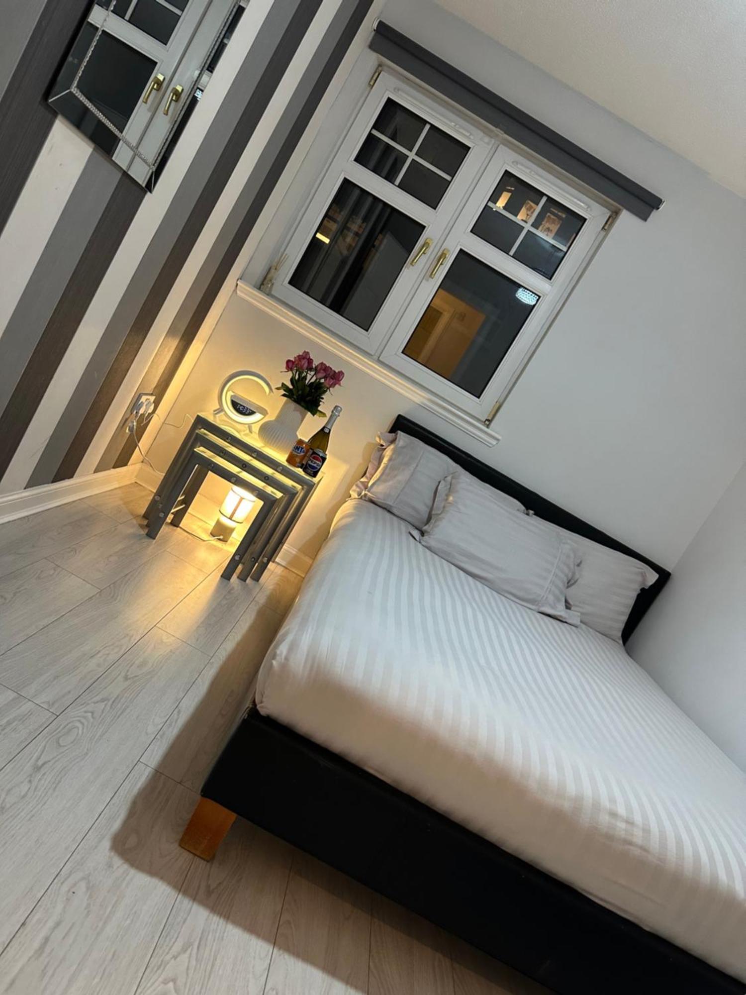 Flat On Duff Apartment *