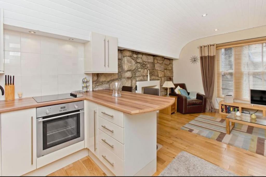 Rose Street Flat *