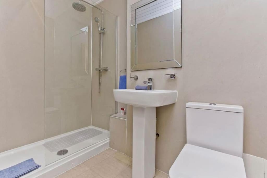 Rose Street Flat Apartment