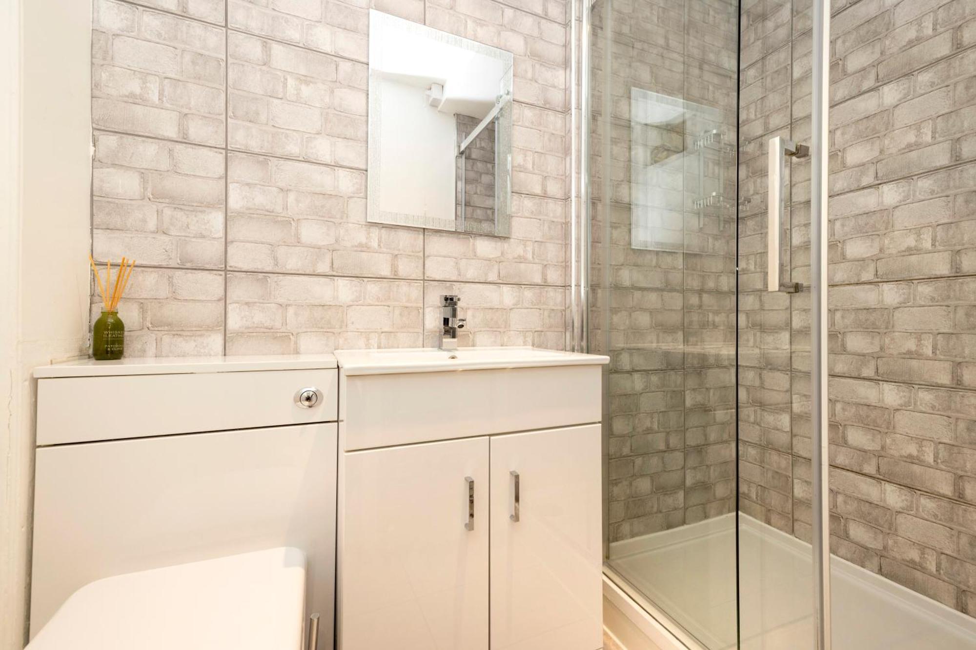 Joivy Beautiful Apartment, Private Garden, Calton Hill *