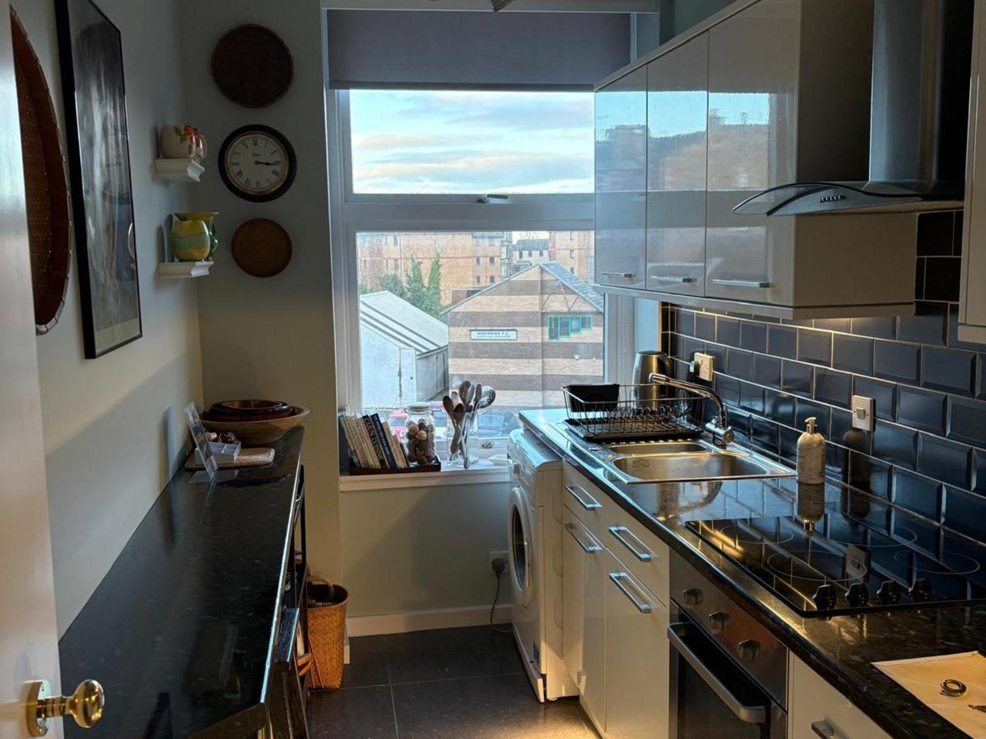 Pass The Keys Stunning 1bd Flat In Centre Edinburgh