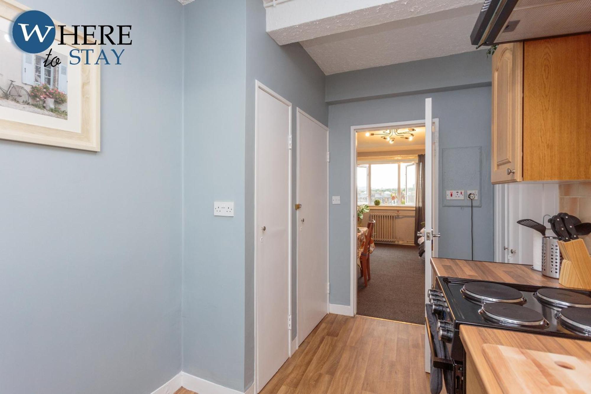 Stunning 3 Bedroom Apartment