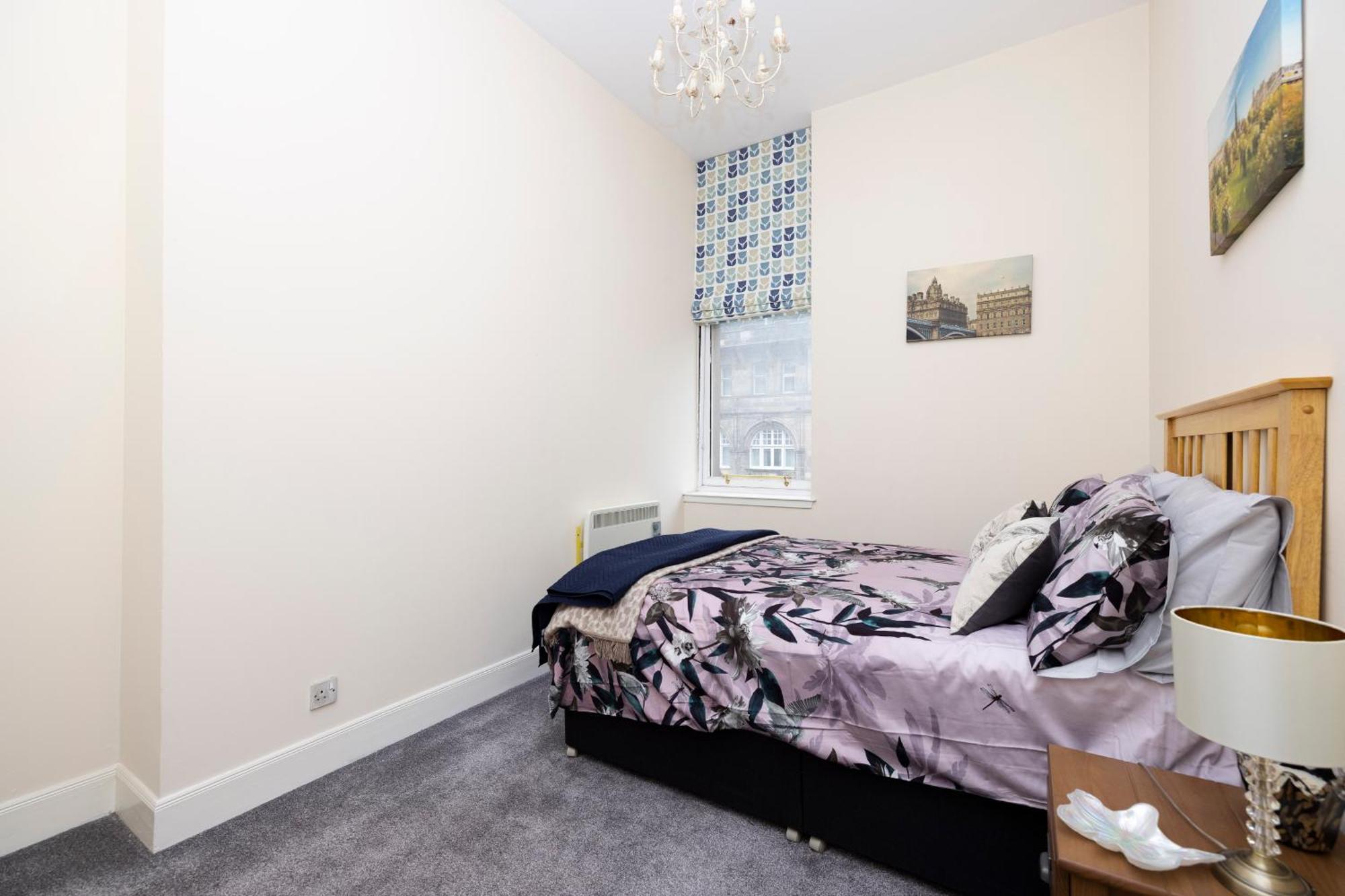 Stylish 2-bedroom Old Town Next To Royal Mile