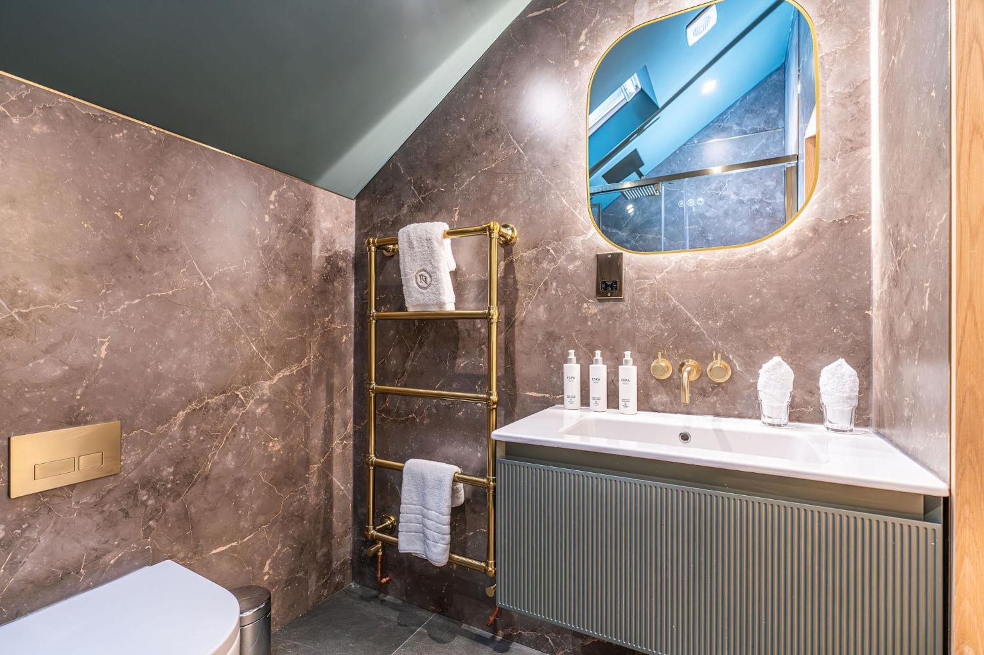 The Coach House Apartment EDI