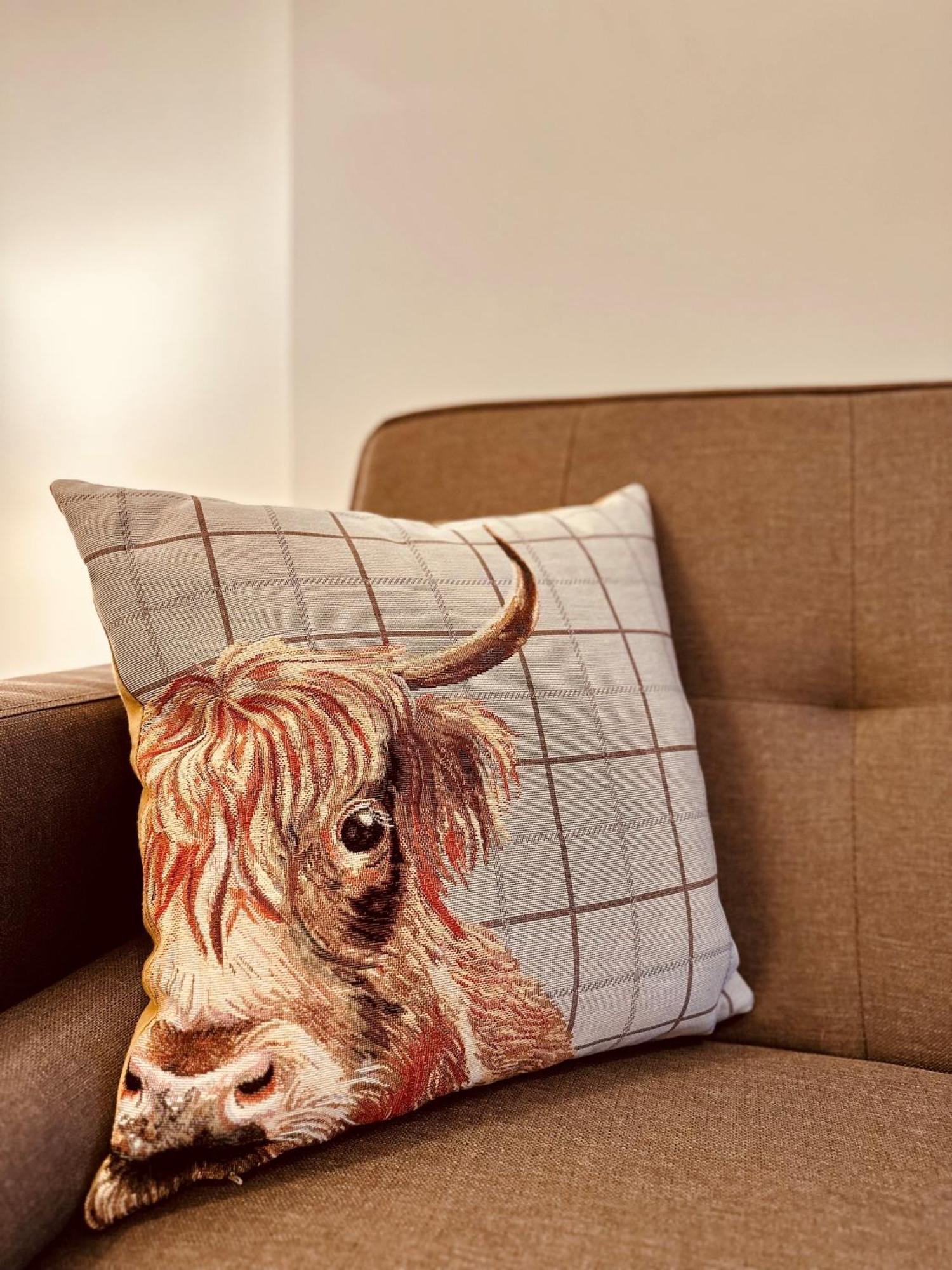 Upmarket Ground Floor In Morningside * Edinburgh