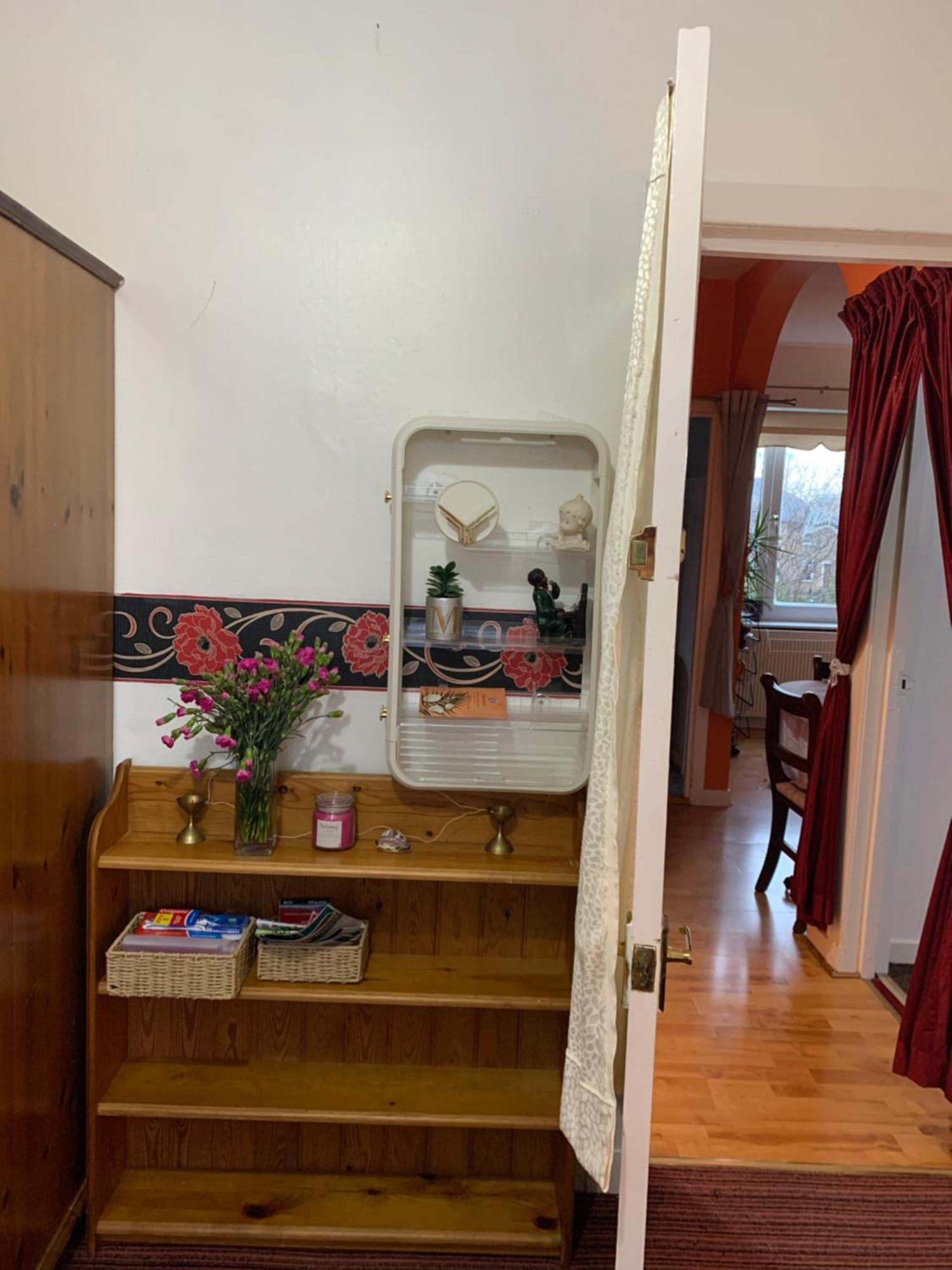 Little Universe Homestay Edinburgh