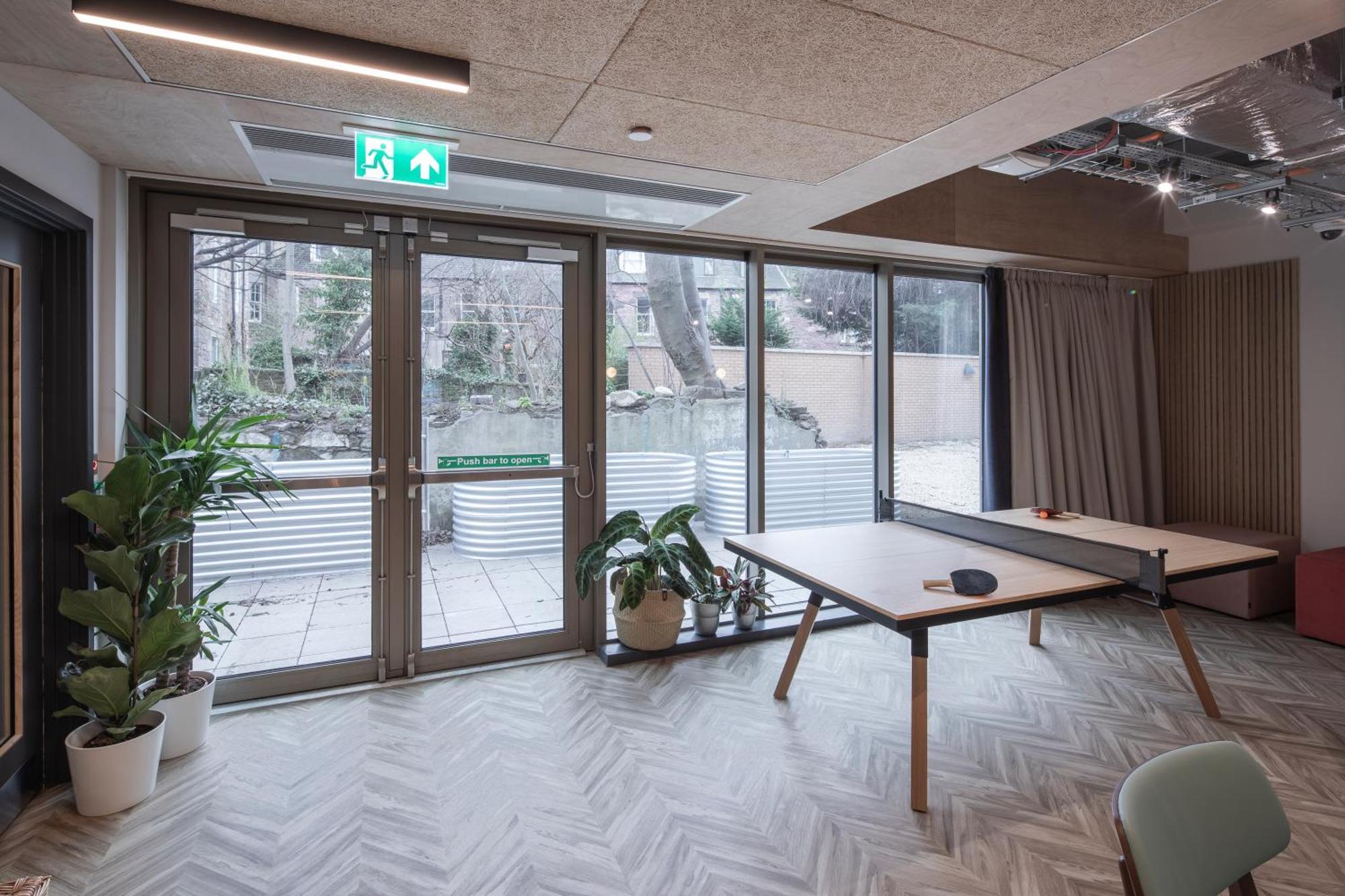 Capsule hotel Keel House Modern