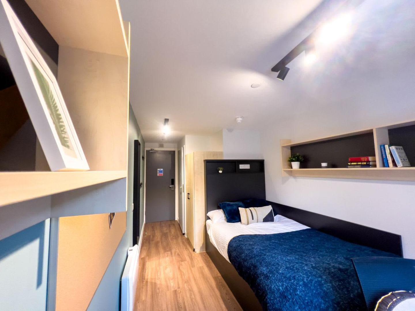 Premium Student-only At Portsburgh Court, Apartment *