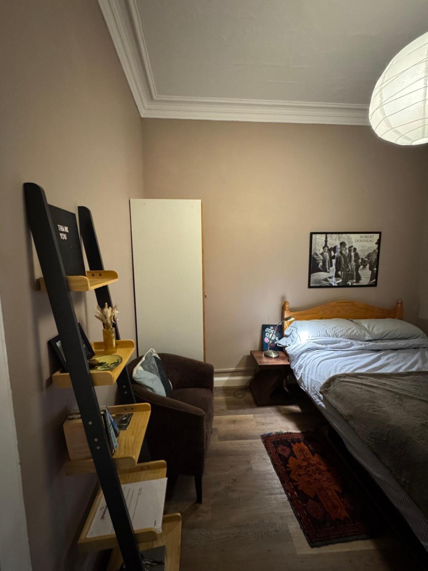 In Historic Tenement Shared Near Old Town Homestay Edinburgh