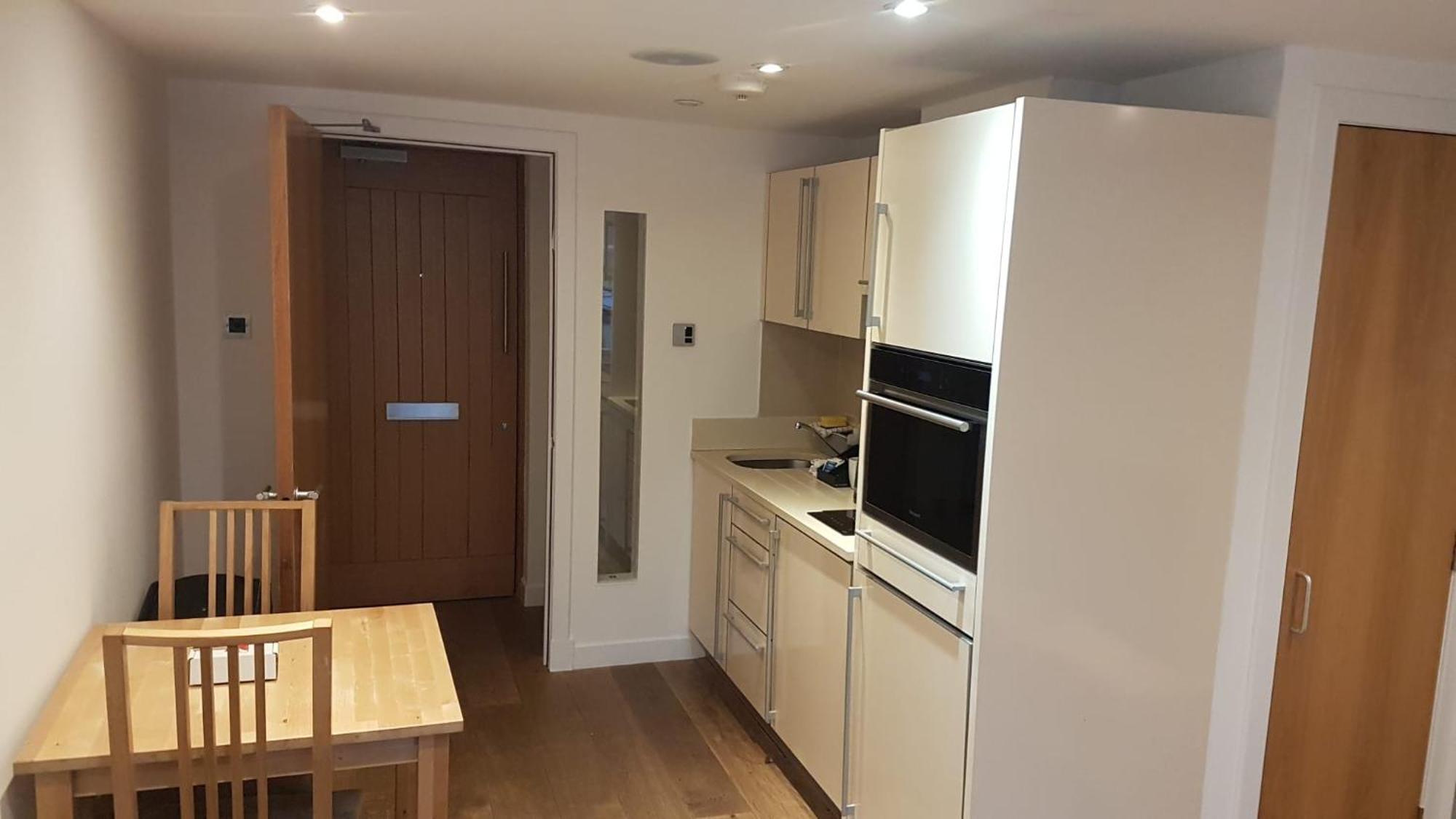 Aparthotel Cs Exclusive Of Princess Street West End EDI