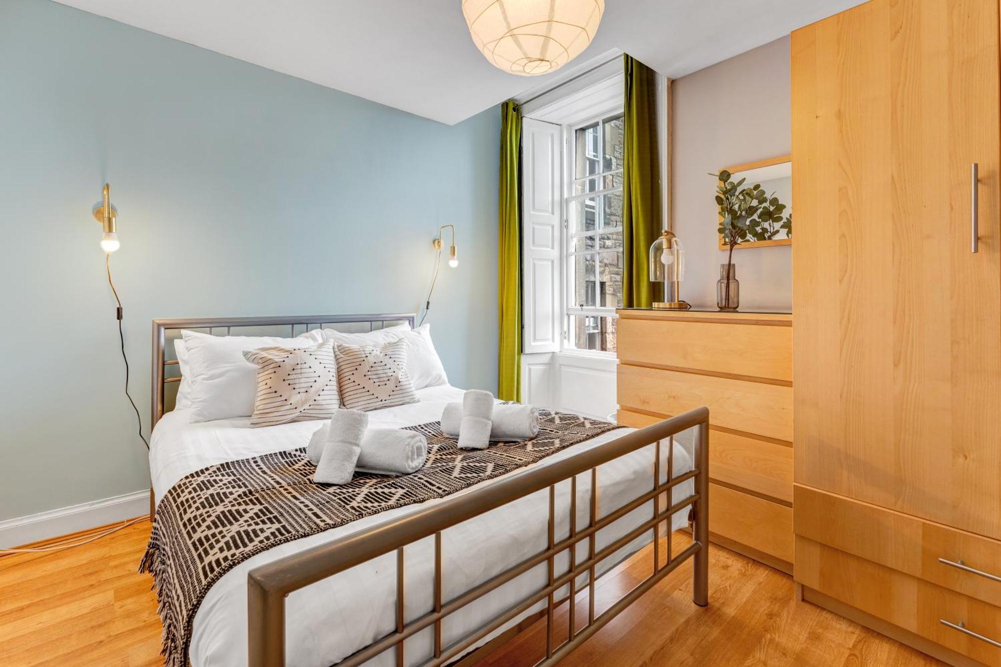 Gorgeous, Cozy 2br Royal Mile-old Town