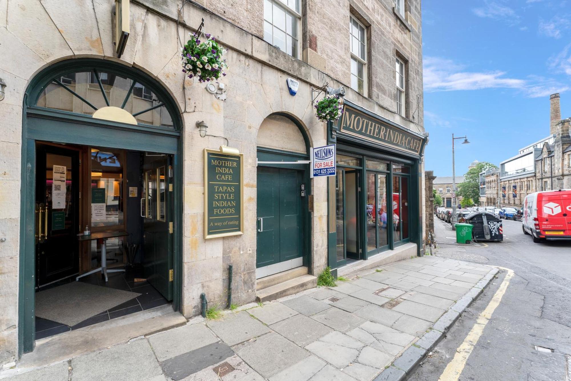 Gorgeous, Cozy 2br Royal Mile-old Town Apartment
