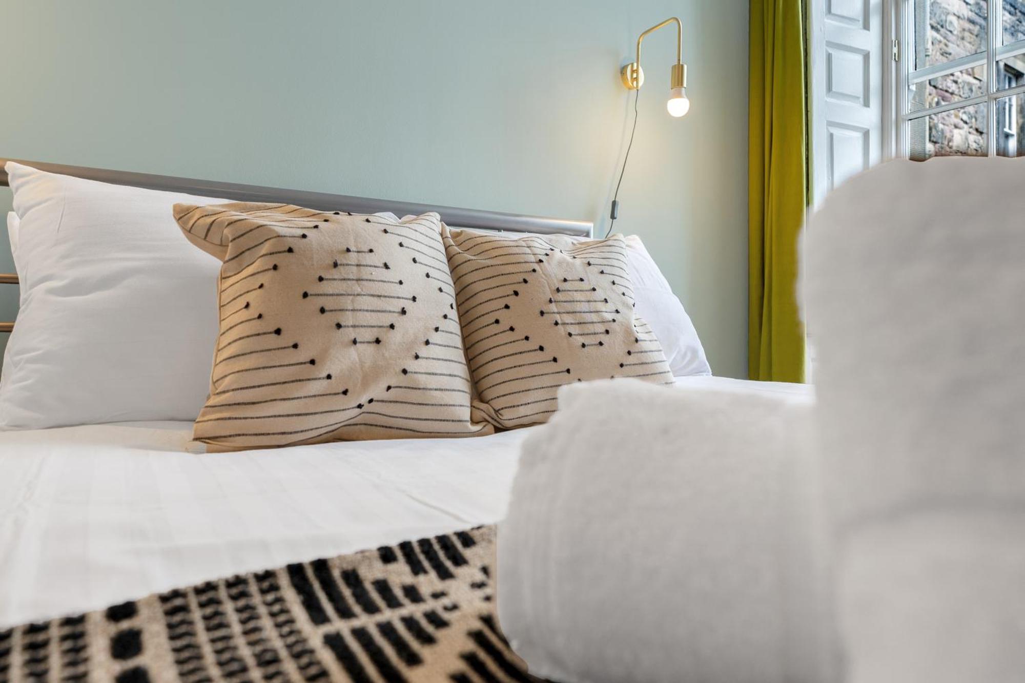 Gorgeous, Cozy 2br Royal Mile-old Town Apartment *
