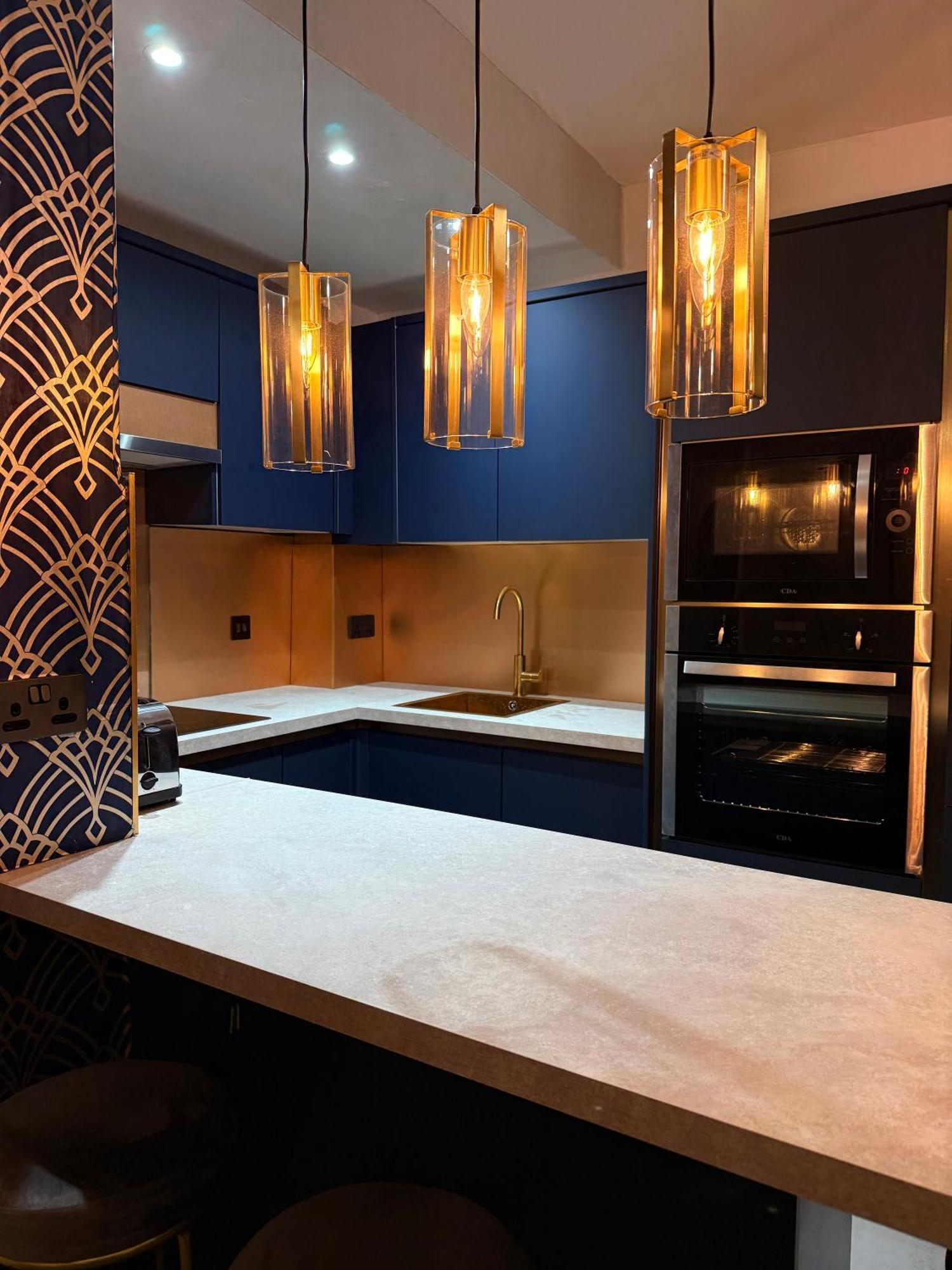 Two Bedroom Apartment-central Edinburgh-old Town-licensed Apartment *