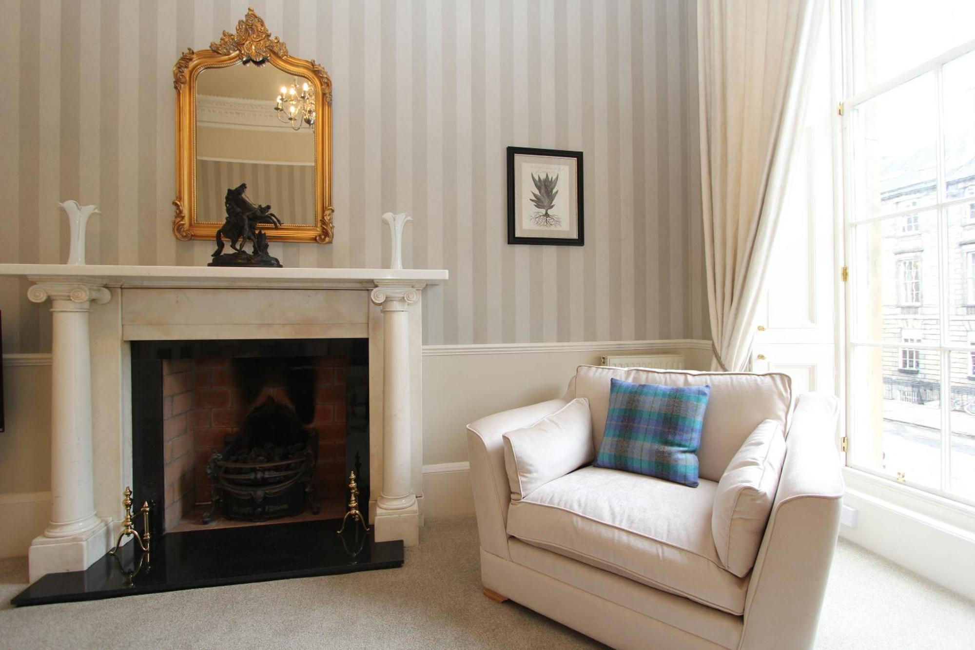 Escape To @ Albyn Place * EDI