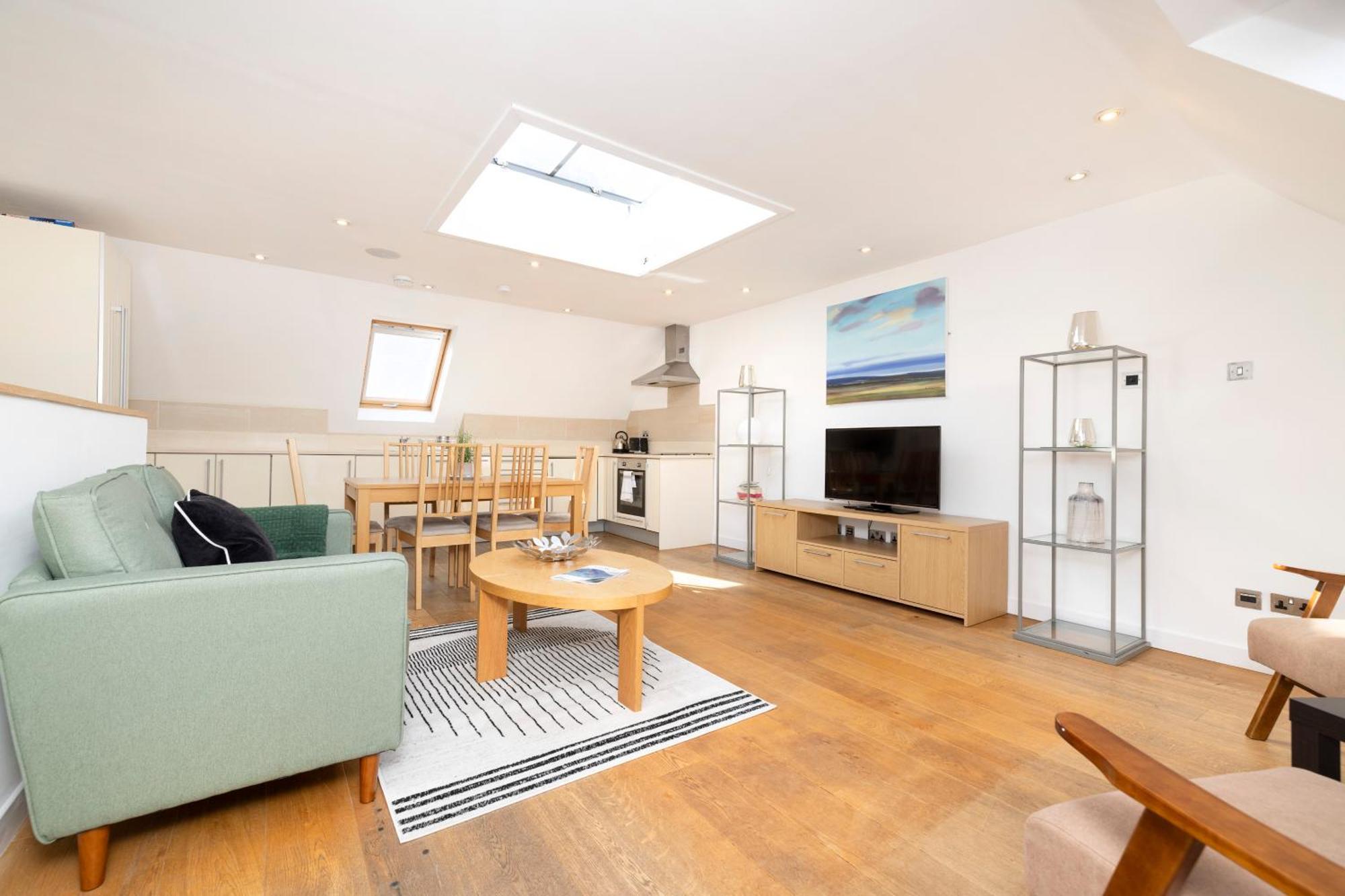 Joivy Superb Flats In The Heart Of Edinburgh