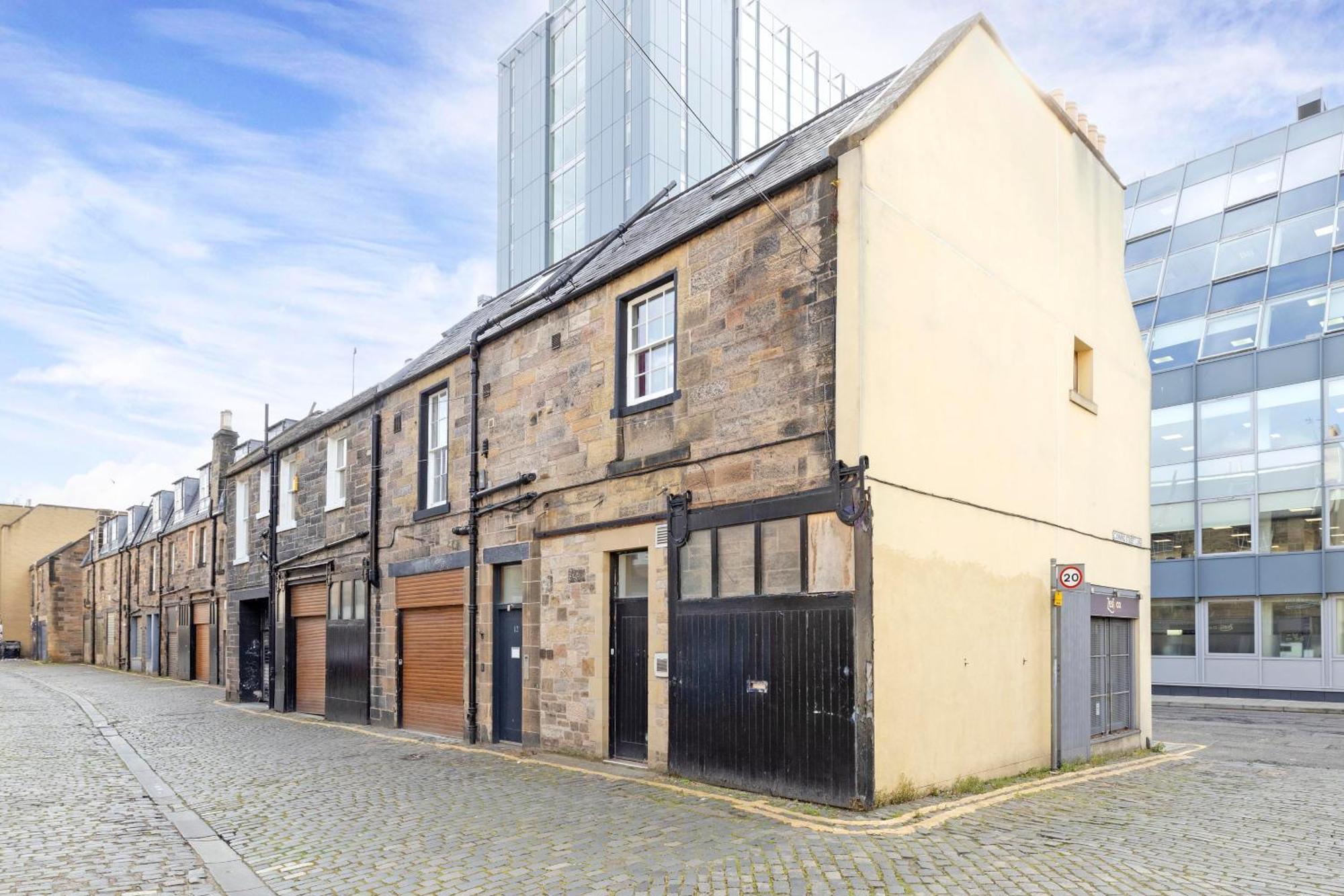 Joivy Superb Flats In The Heart Of * Edinburgh