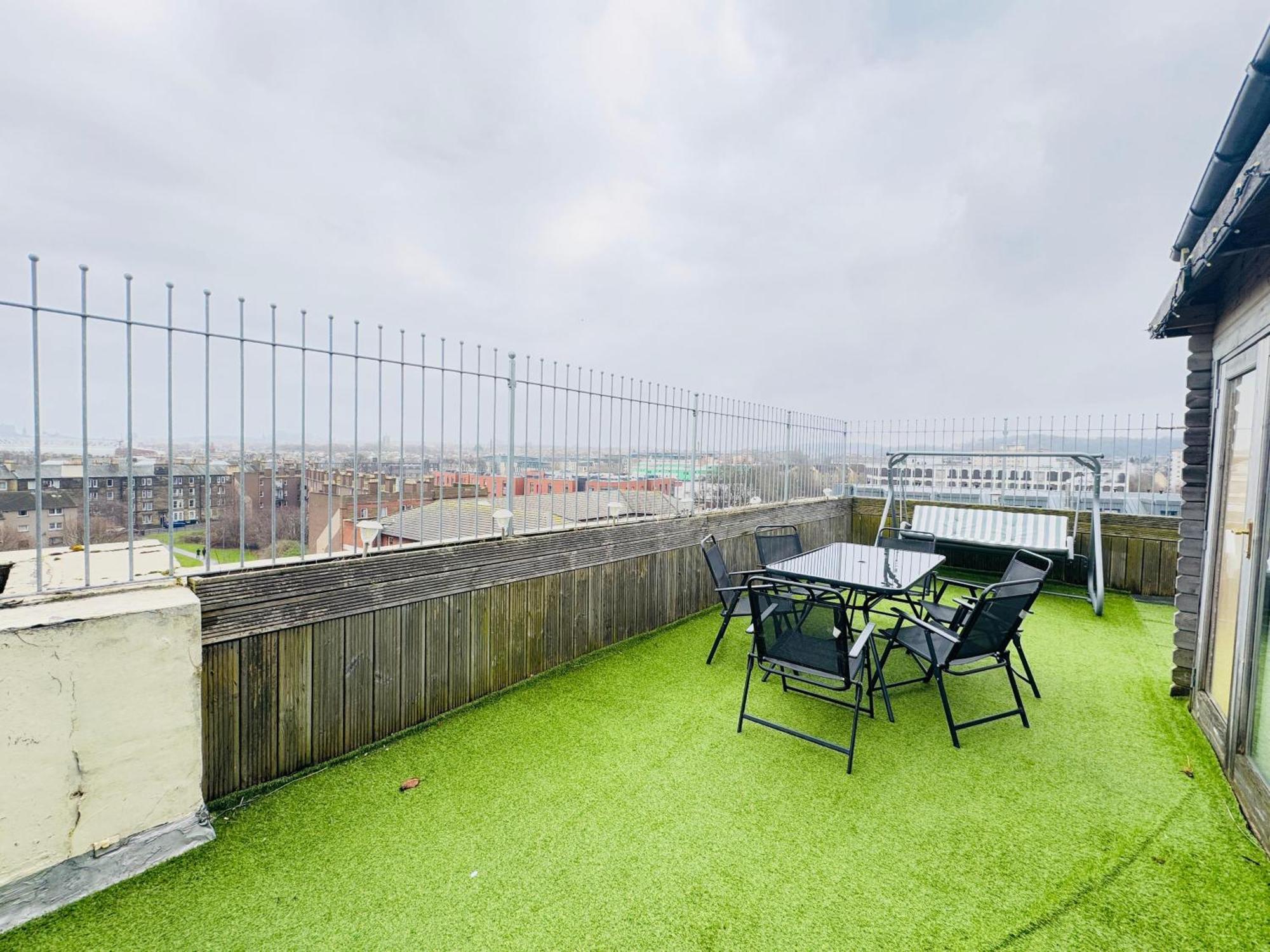 Block 2 Flat 16 Westfield Court
