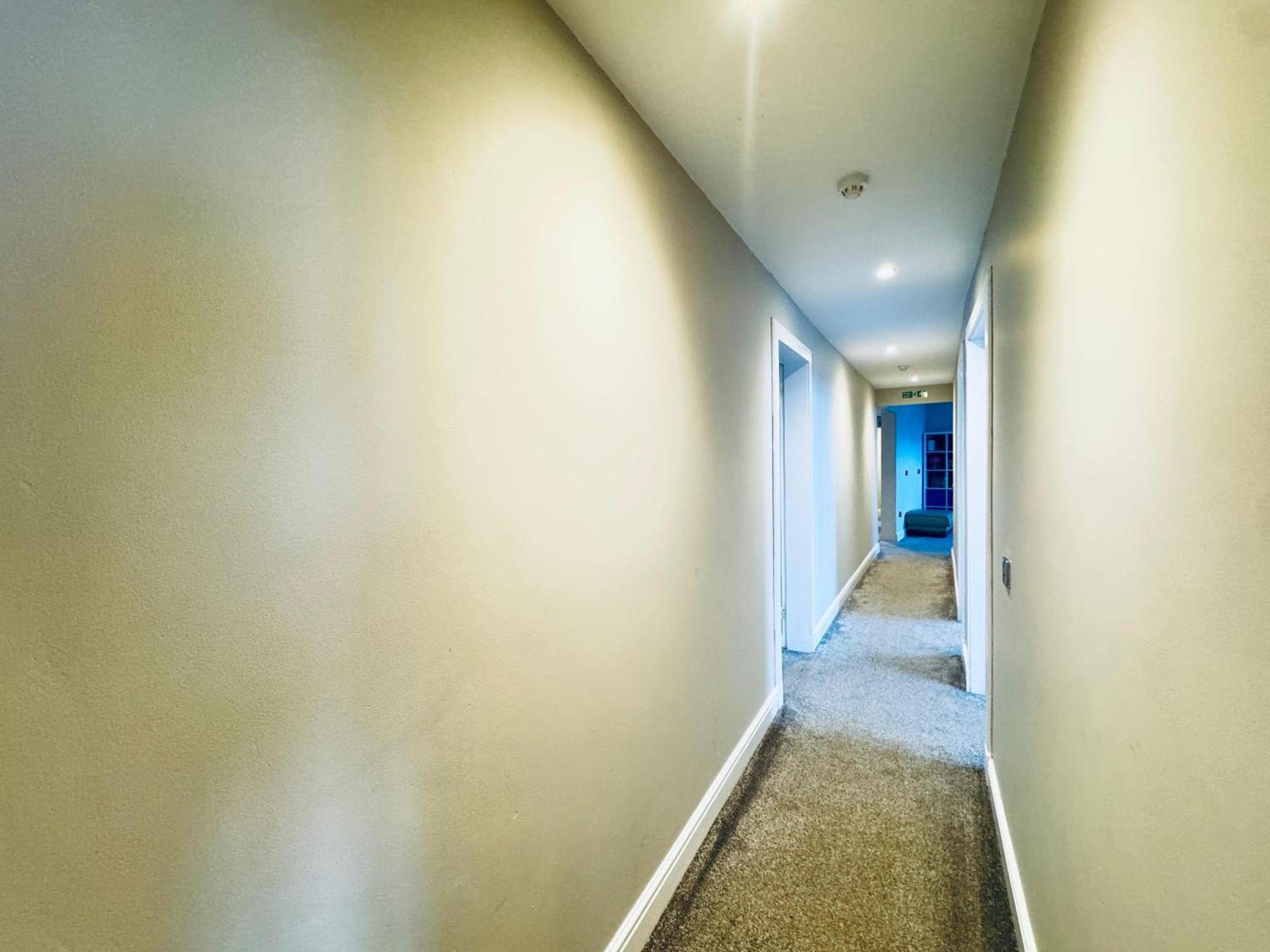 Block 2 Flat 16 Westfield Court Privatunterkunft