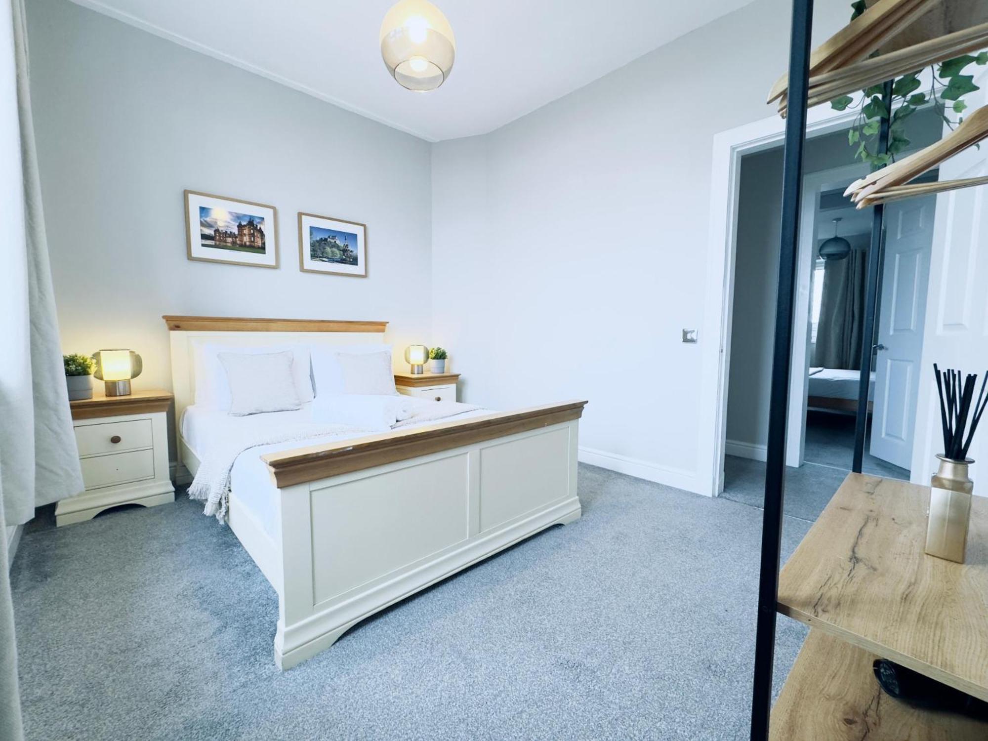 Privatunterkunft Block 2 Flat 16 Westfield Court *