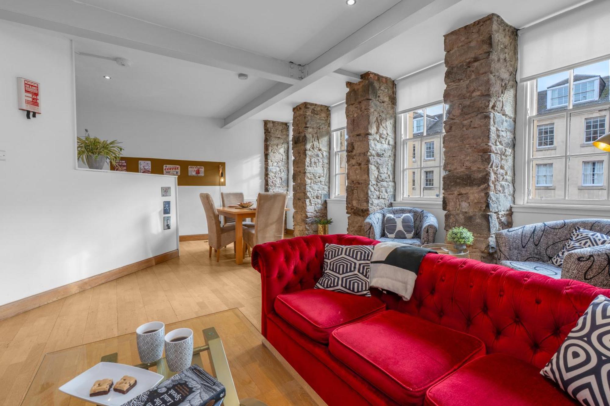 Apartment Old Town Romantic Getaway