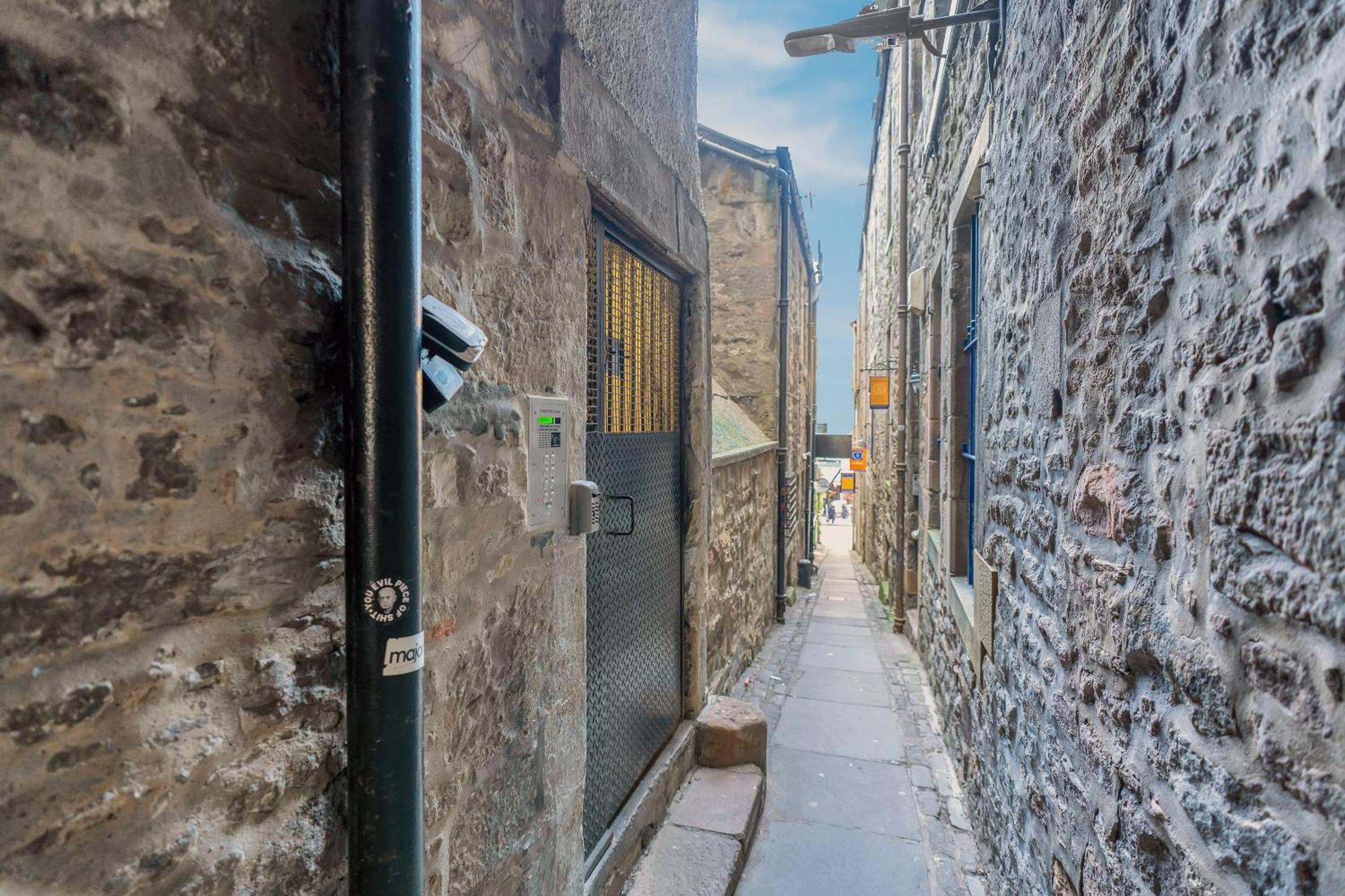 Old Town Romantic Getaway