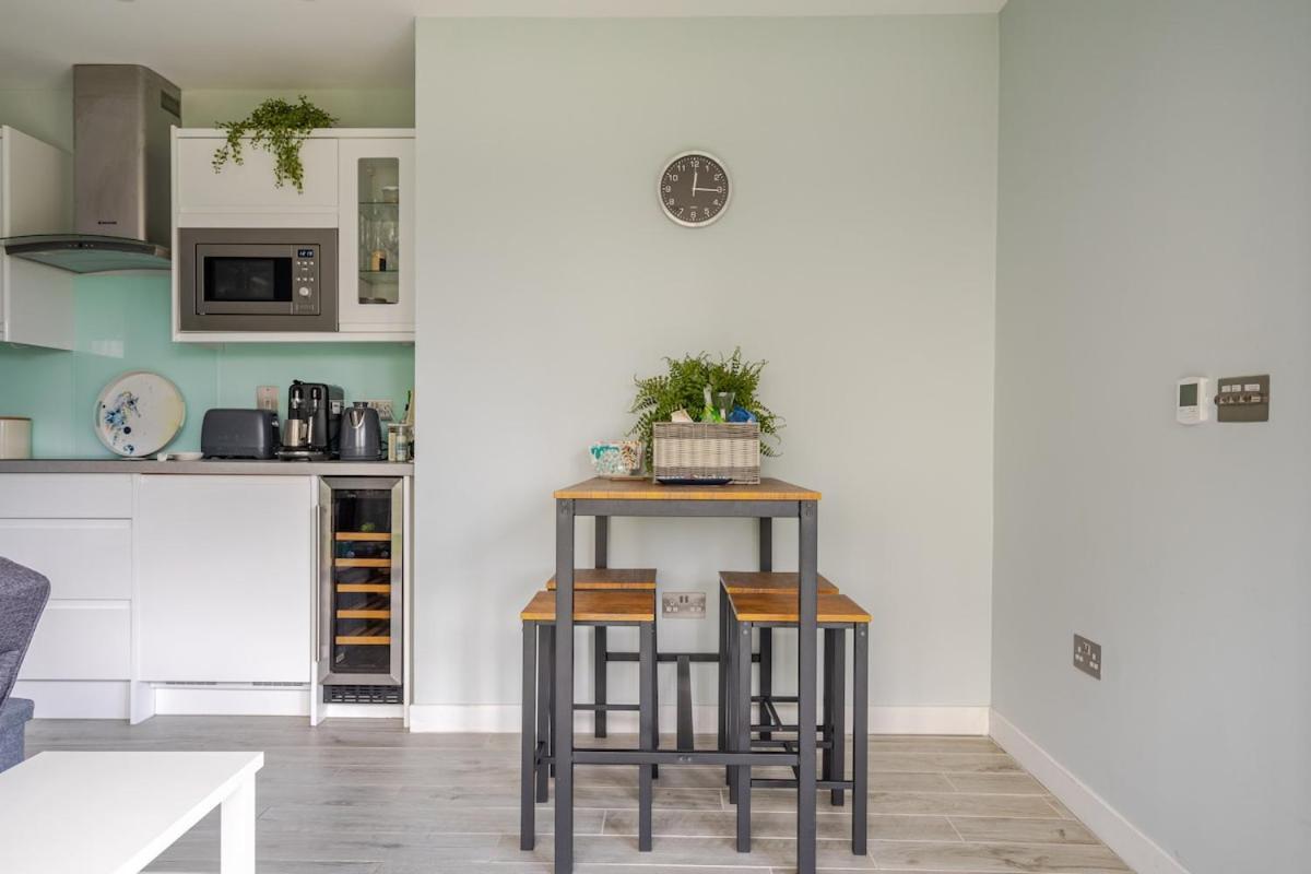The Garden Apartment *