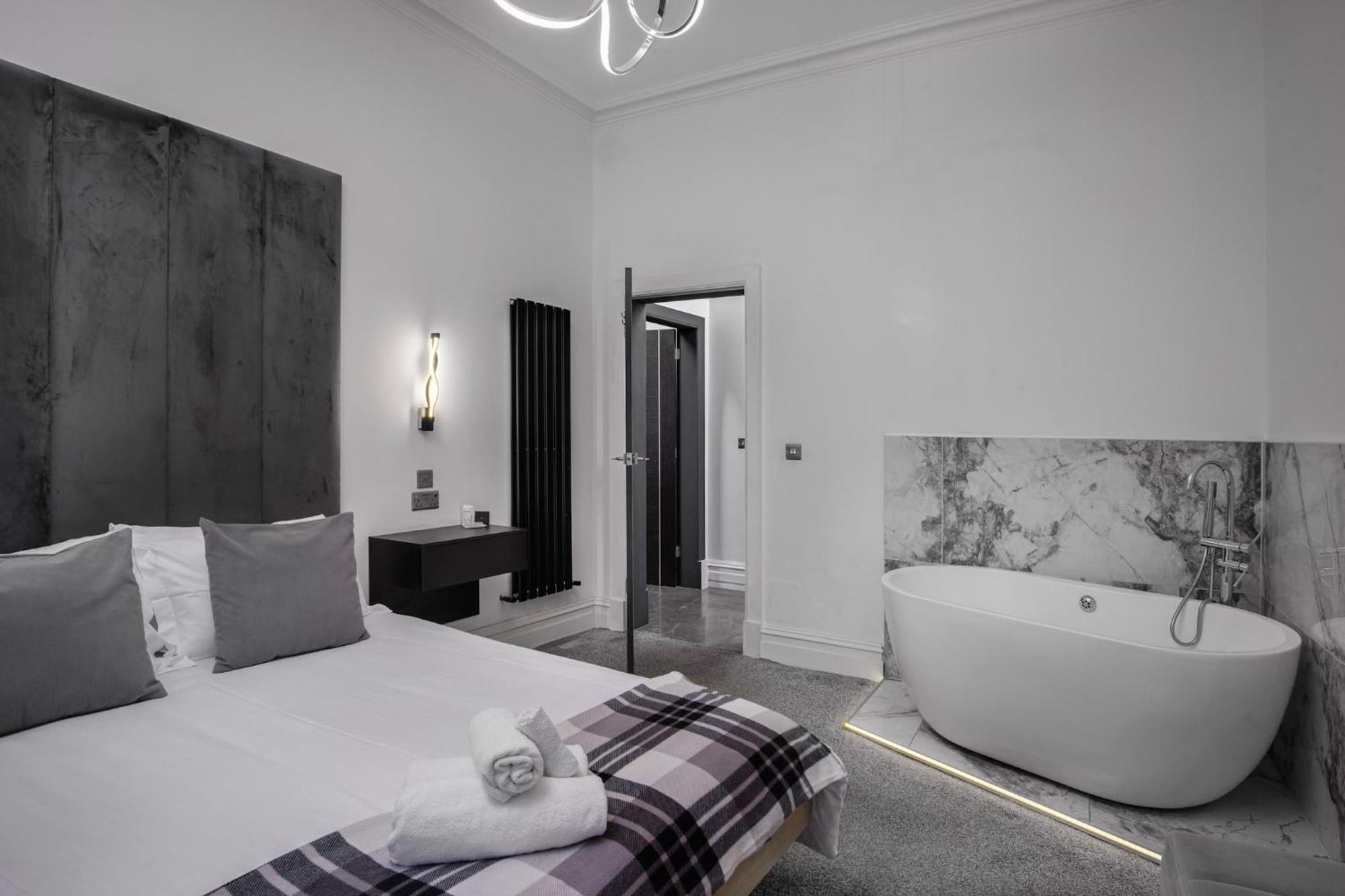 2bedroom By The Castle Apartment Edinburgh