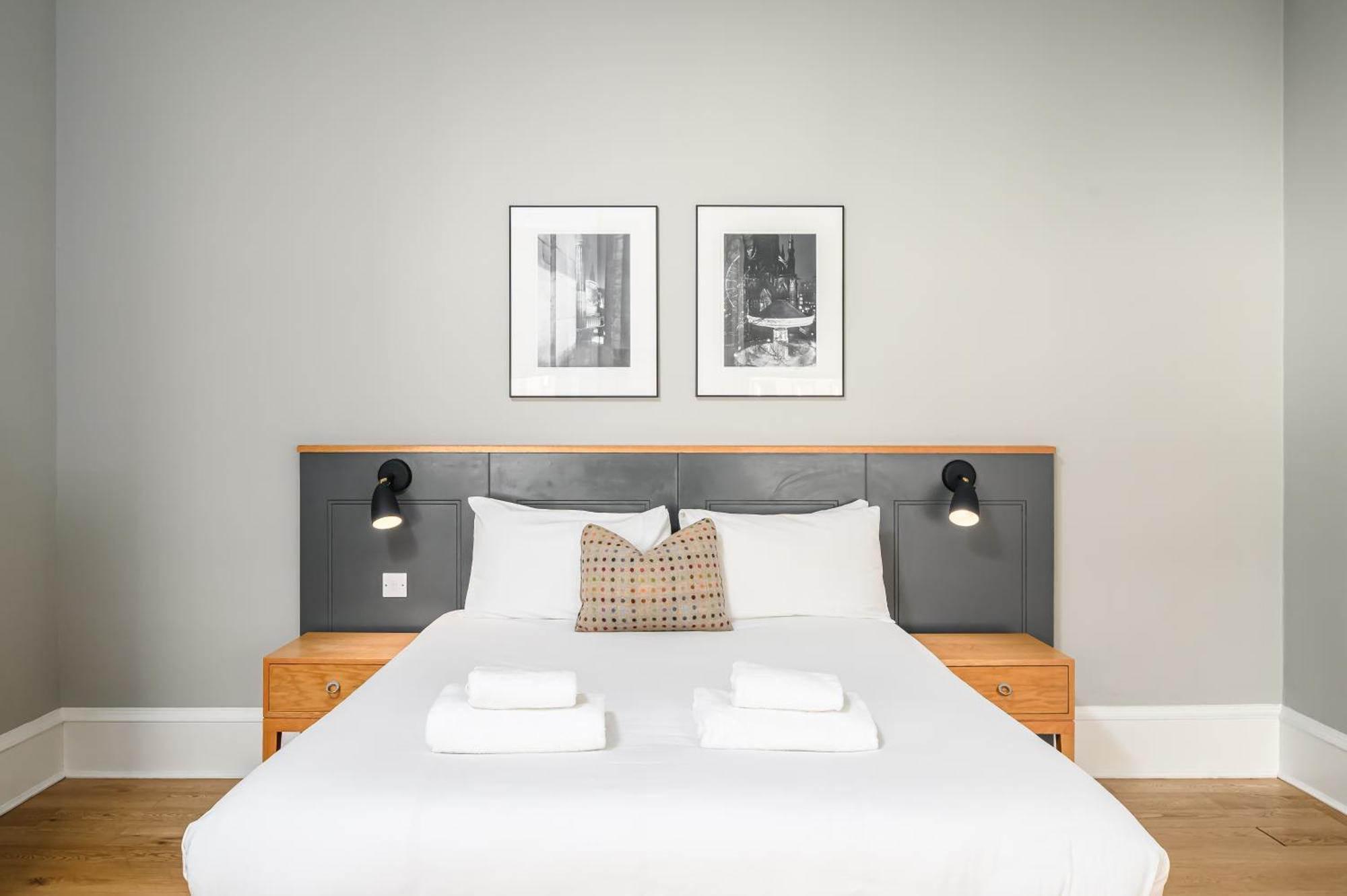 Destiny Scotland - Distillers House Apartment Edinburgh