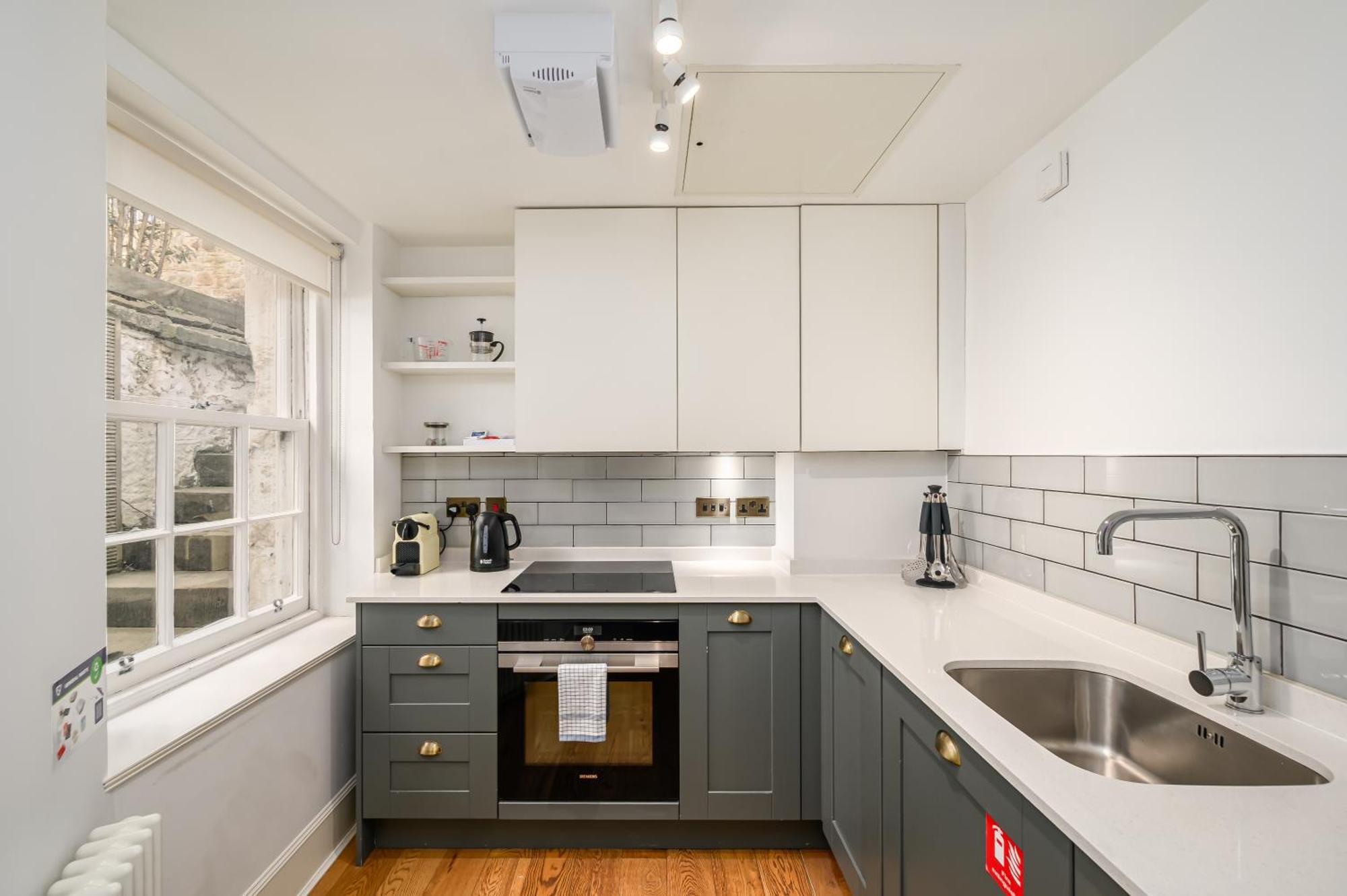 Destiny Scotland - Distillers House Apartment *