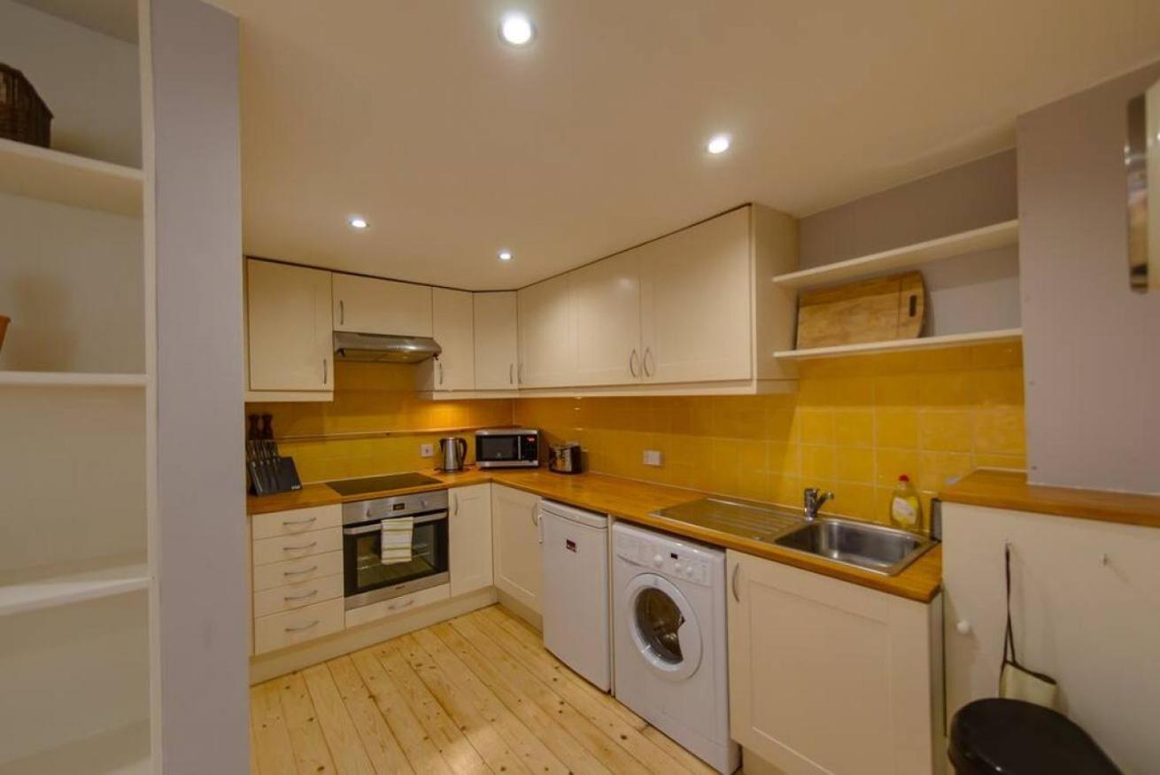 Apartment Joivy Warm & Welcoming Flat Near Castle *
