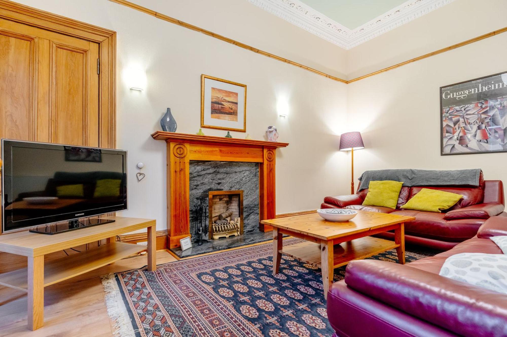 Apartment Beautiful Spacious Ground Floor Newington Flat *