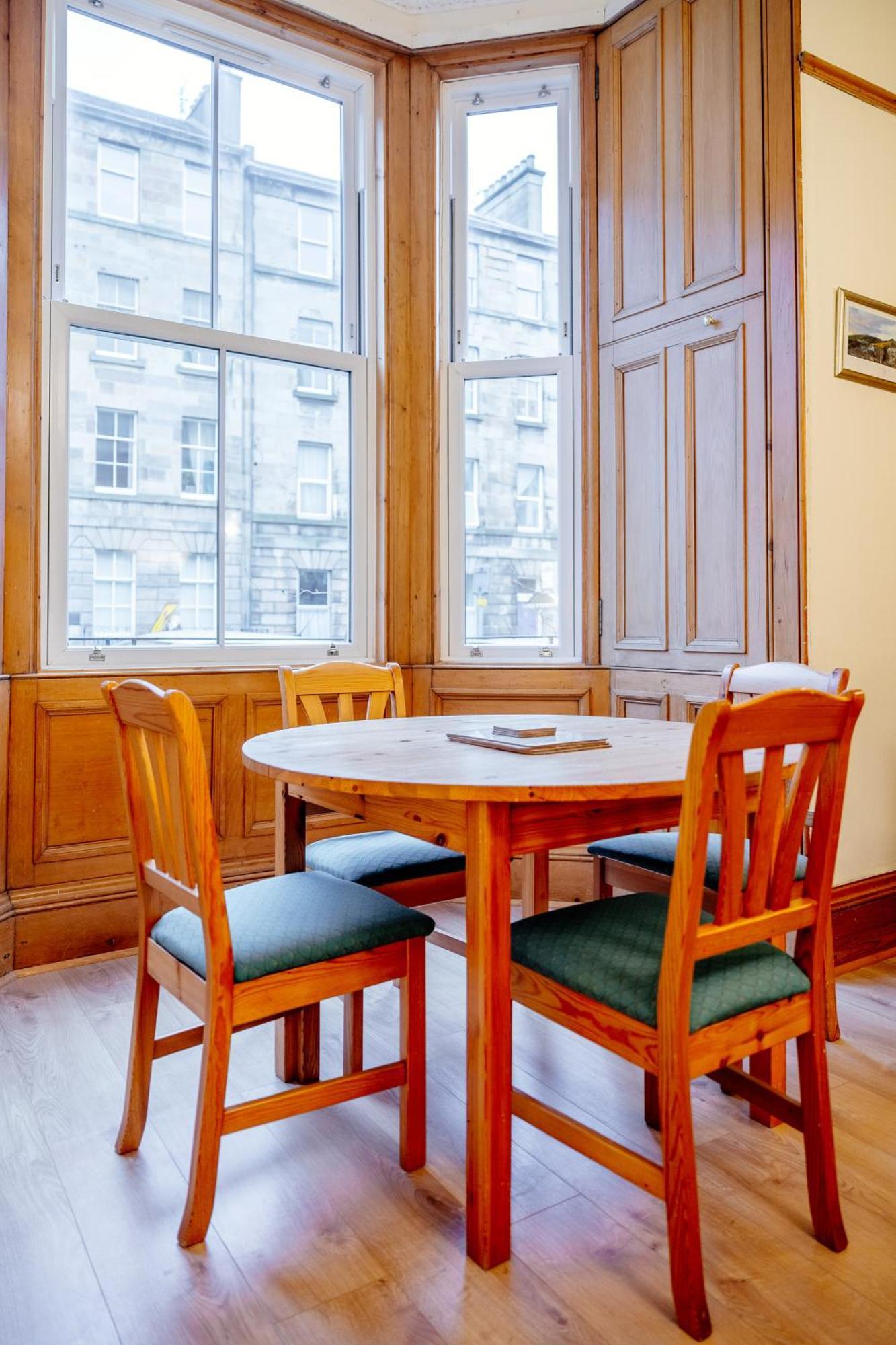 Beautiful Spacious Ground Floor Newington Flat Apartment *