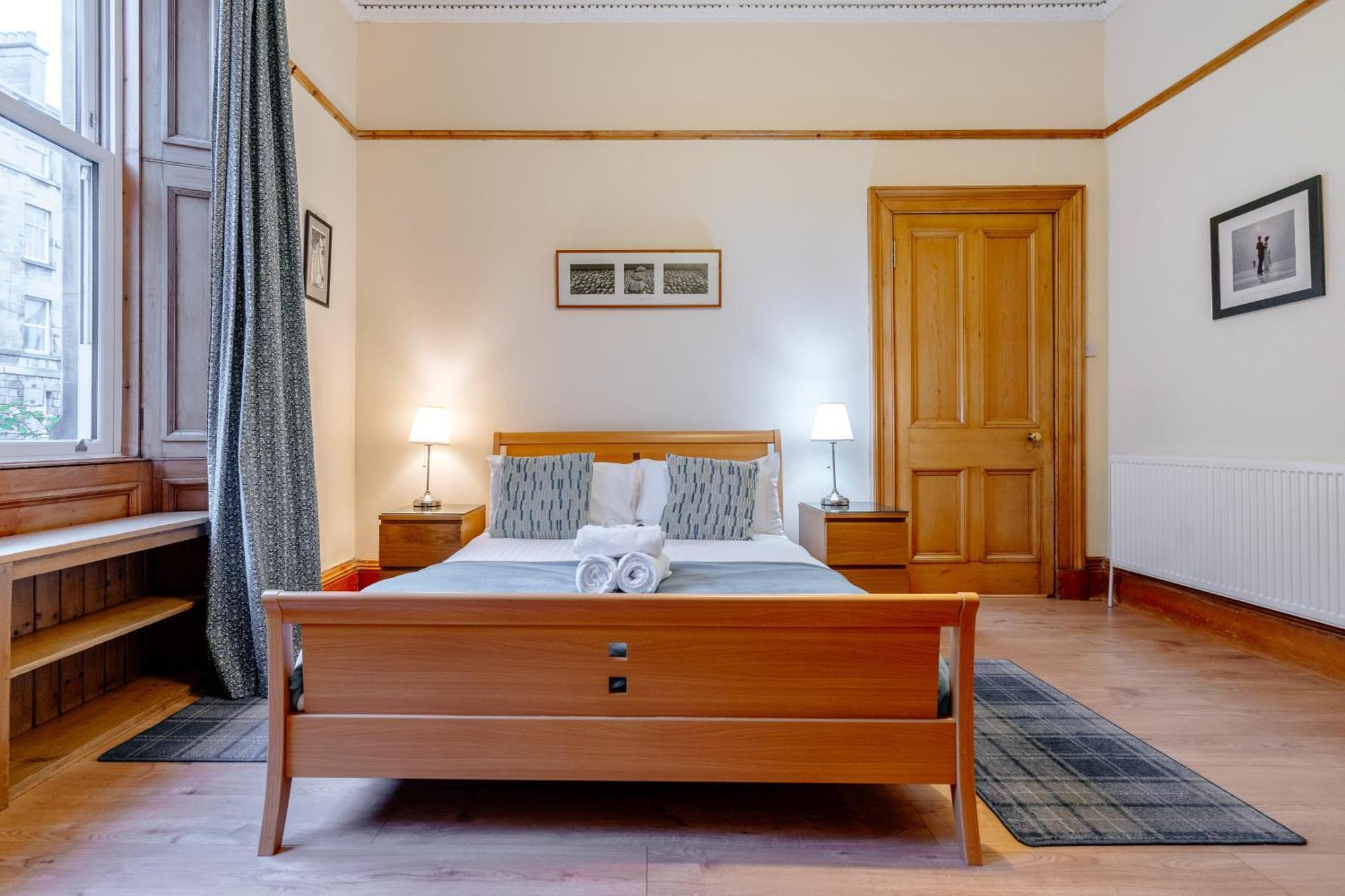 Beautiful Spacious Ground Floor Newington Flat * Edinburgh