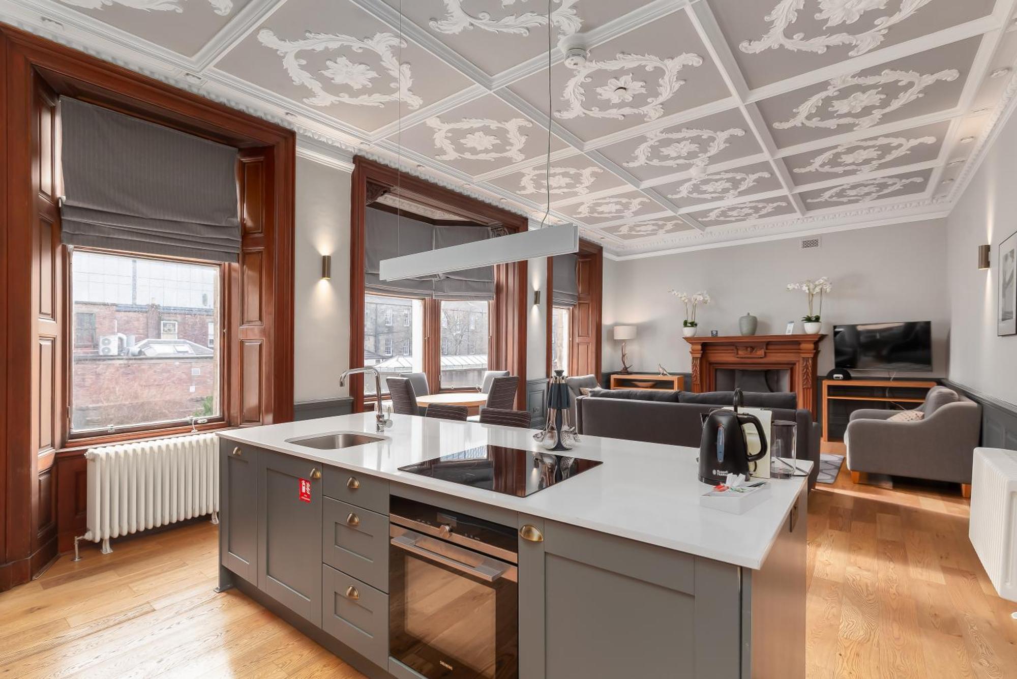 Apartment Destiny Scotland - Distillers House Edinburgh