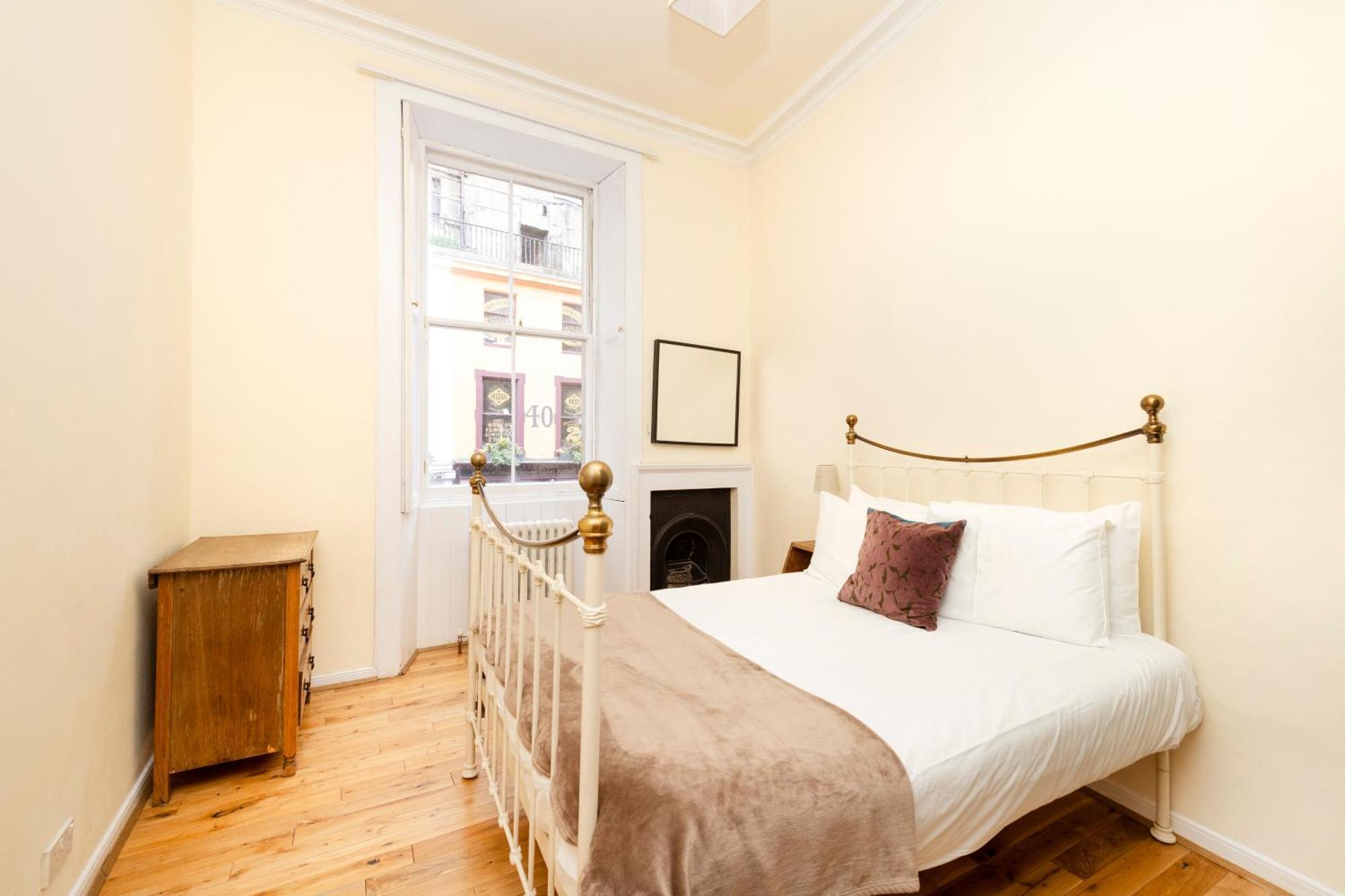 Joivy Charming Flat Near St Giles *