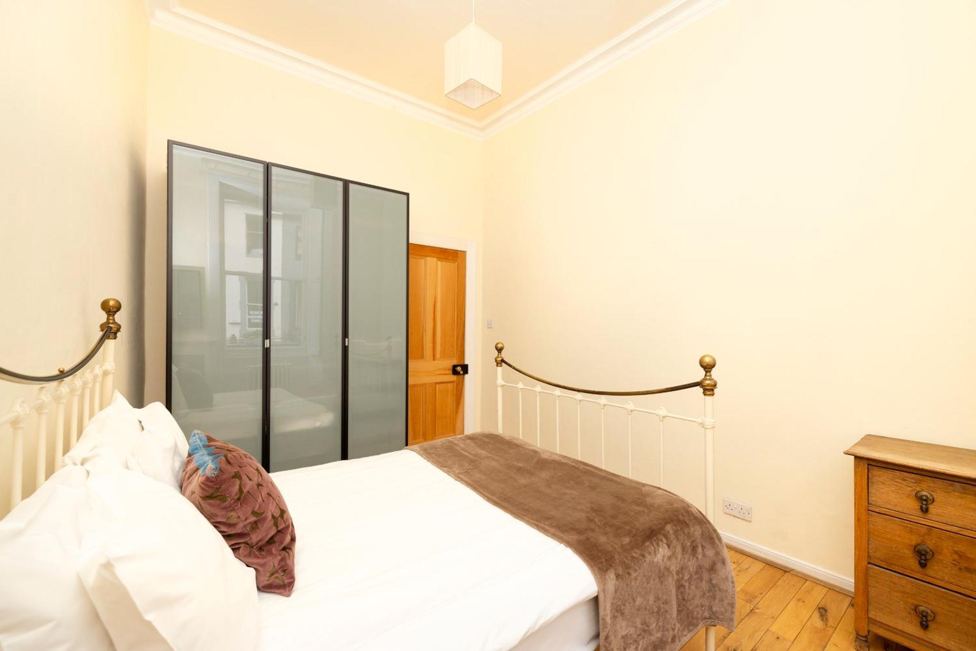 Joivy Charming Flat Near St Giles Apartment *