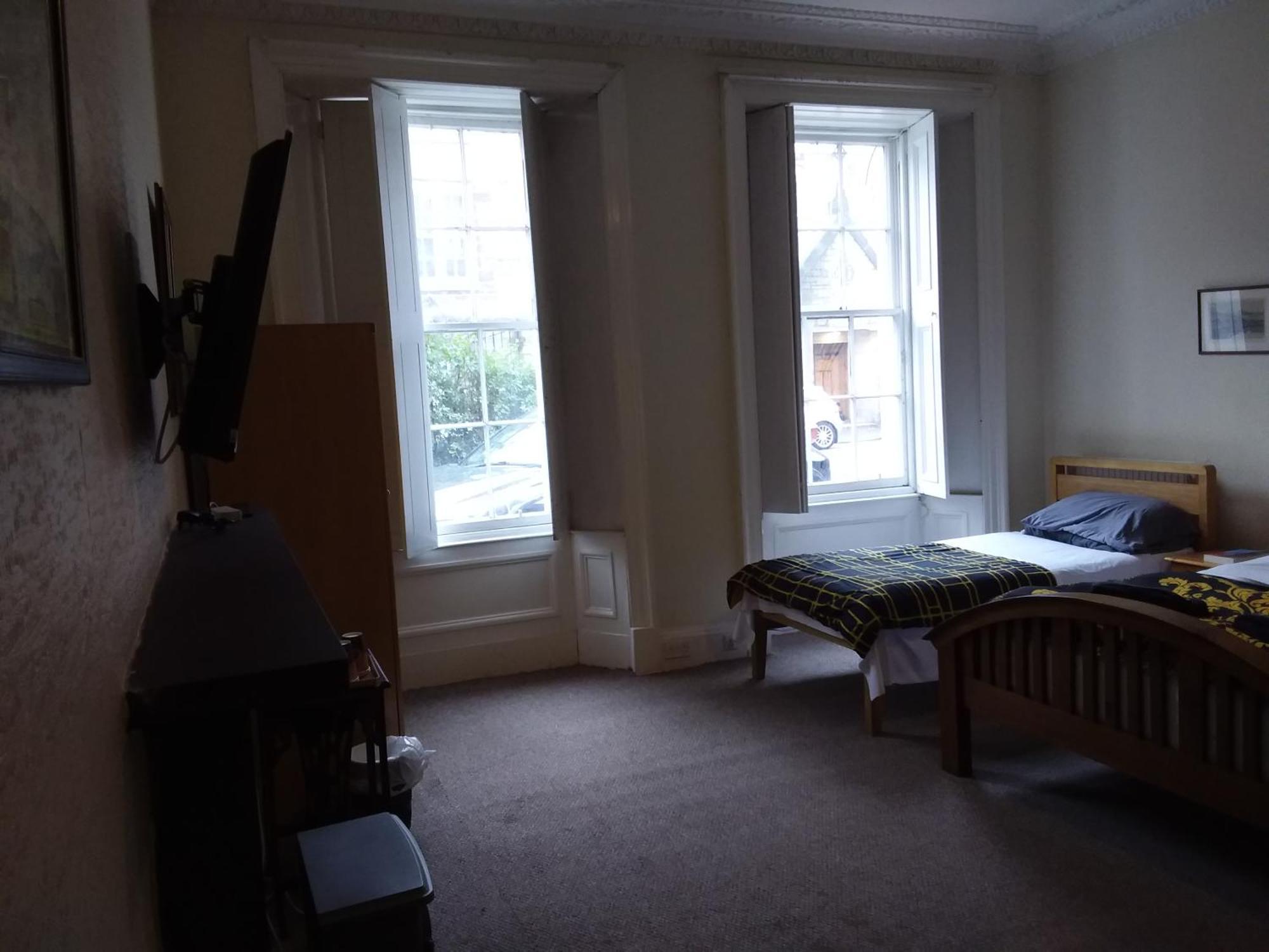 Homestay The City- Braveheart House