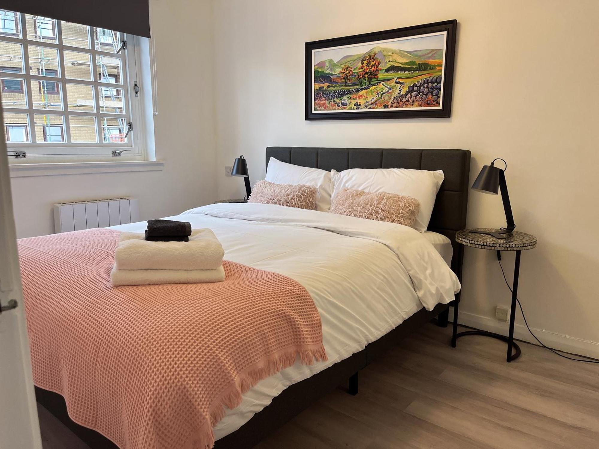 Causewayside Free Parking Apartment