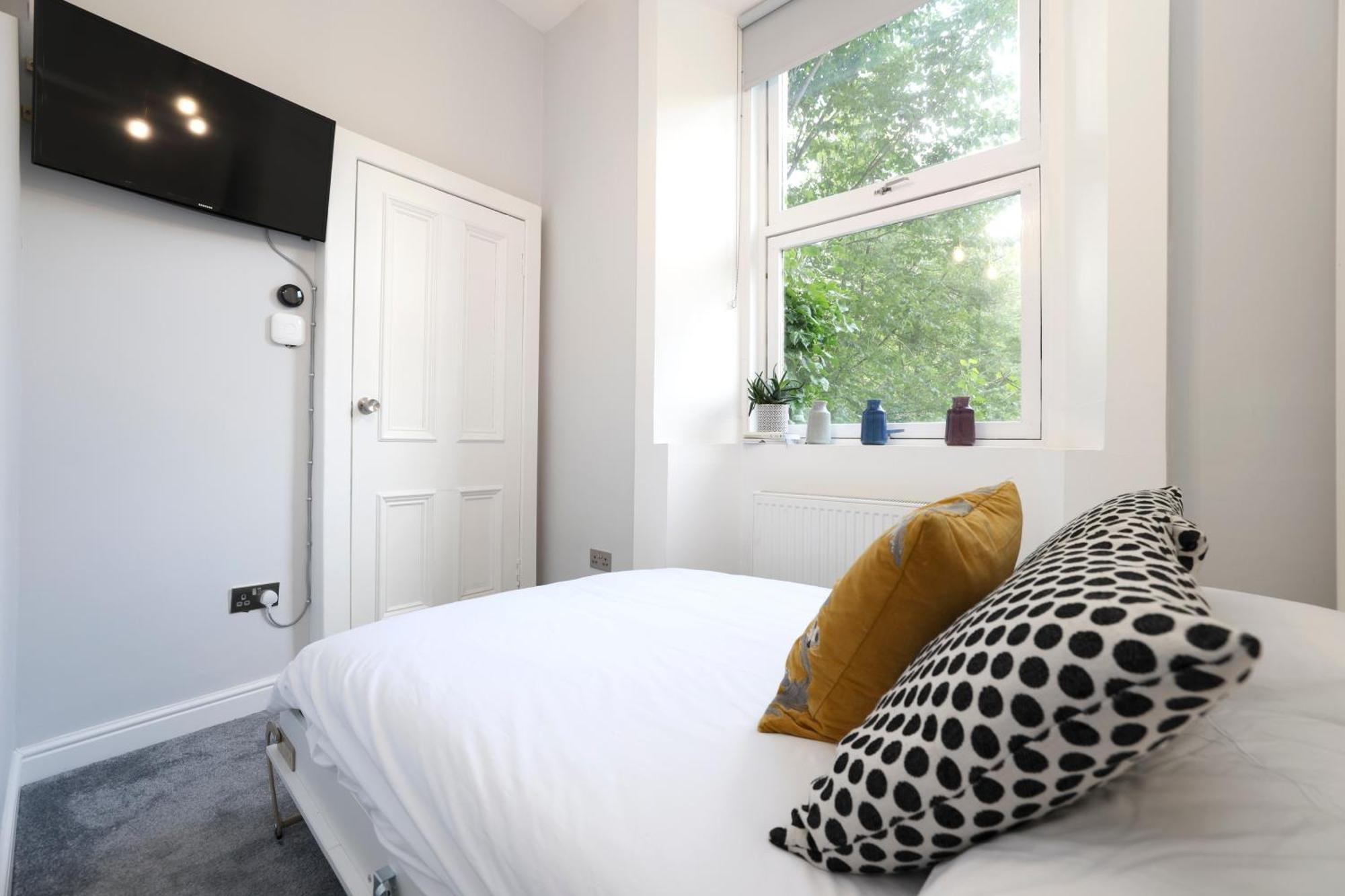 Joivy Fantastic New Town Flat With Shared Garden * Edinburgh