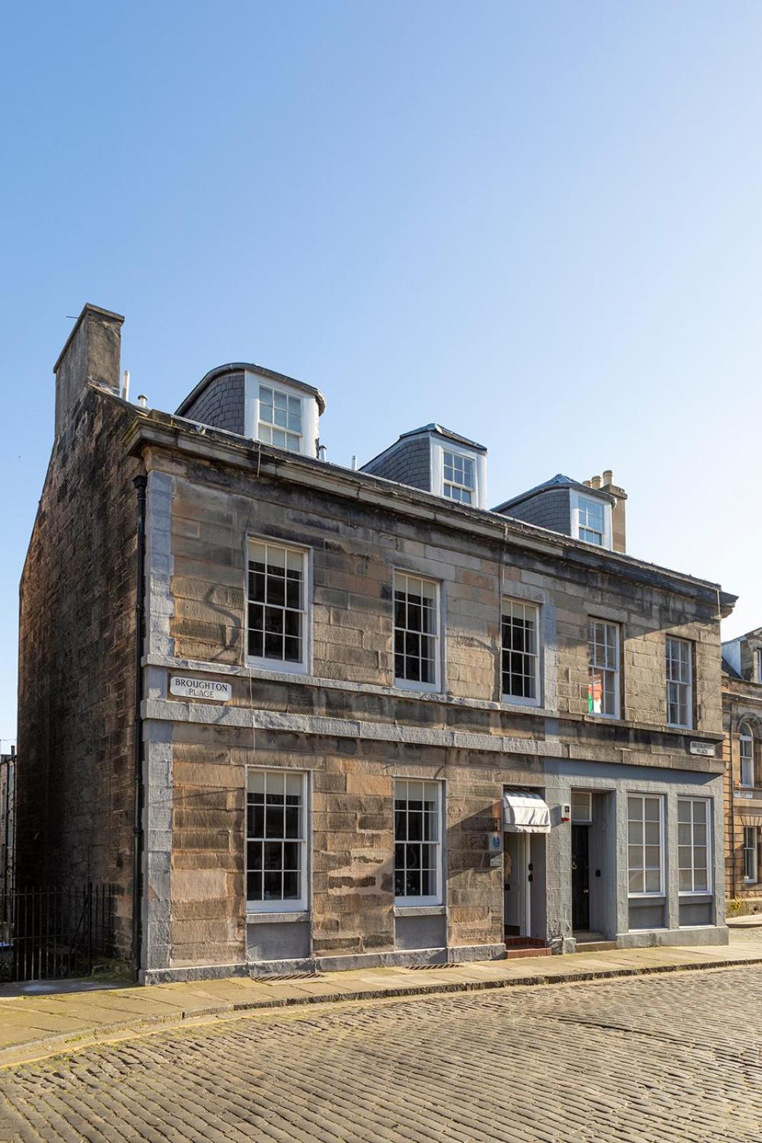 Hotel The Broughton Townhouse 3*