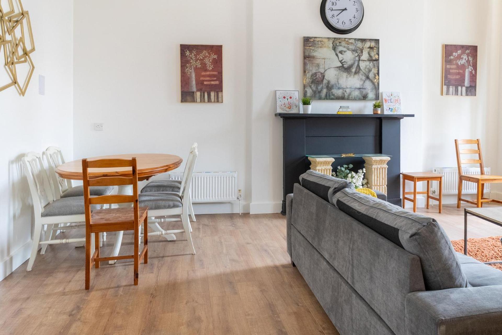 Bright High-ceiling 2bd Flat - Edinburgh! Edinburgh