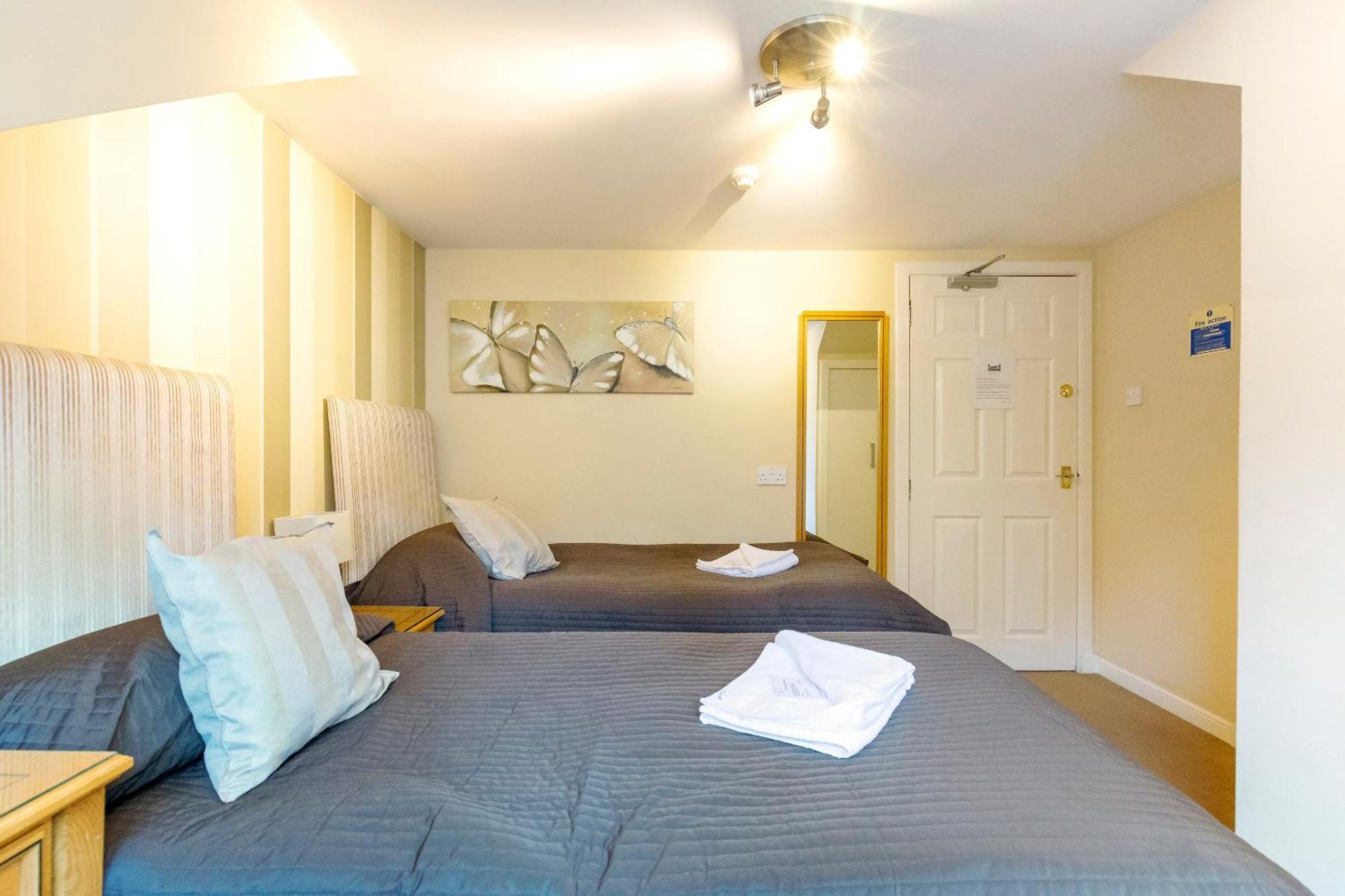 Arden Guest House, Craigmillar Castle Edinburgh