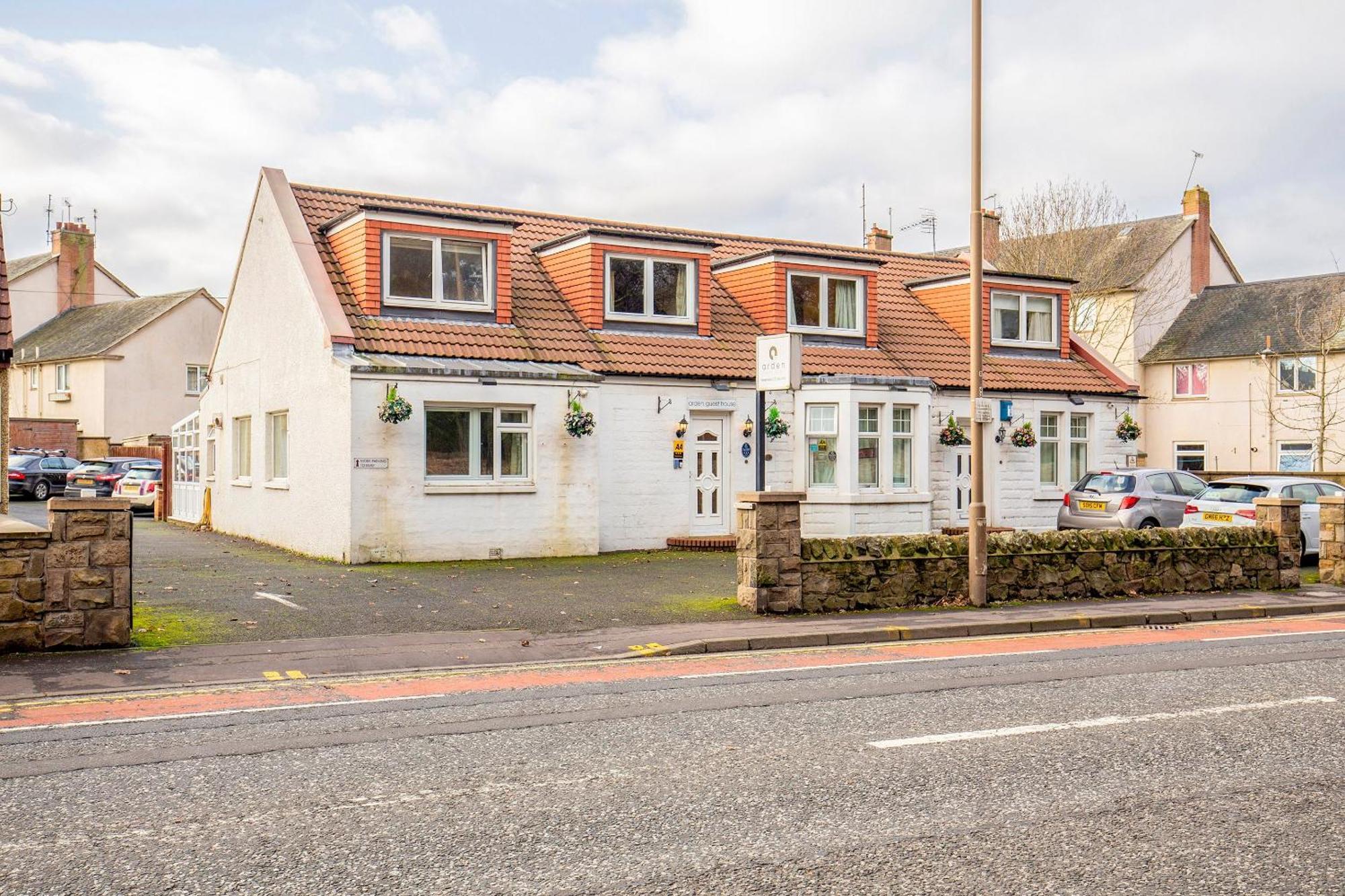 Arden Guest House, Craigmillar Castle 3*
