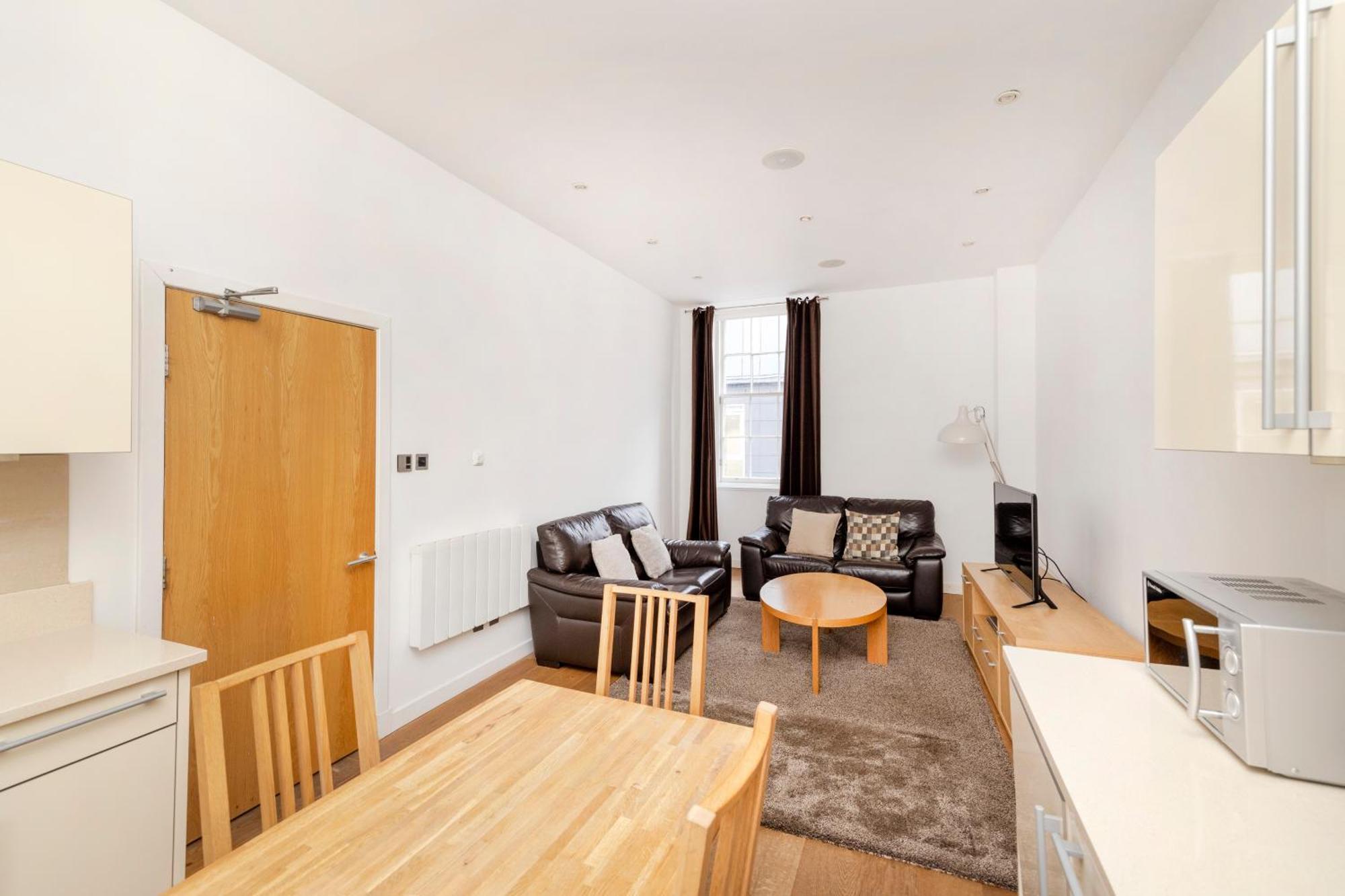 Joivy Superb Flats In The Heart Of Edinburgh