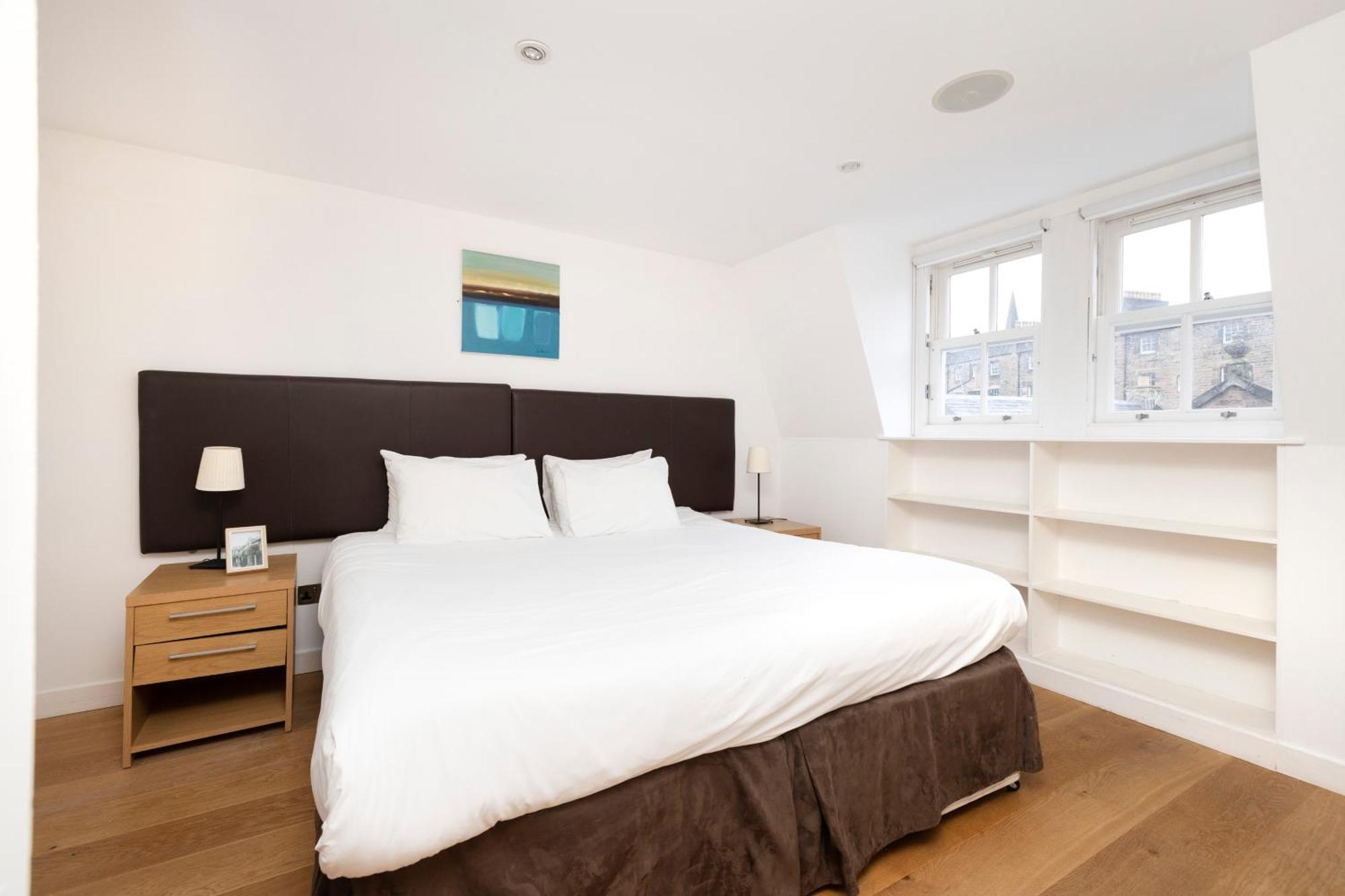 Joivy Superb Flats In The Heart Of Edinburgh